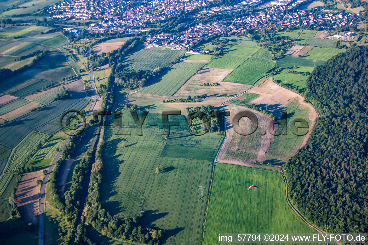 Luftaufnahme von Ortsteil Rinklingen in Bretten im Bundesland Baden-Württemberg, Deutschland