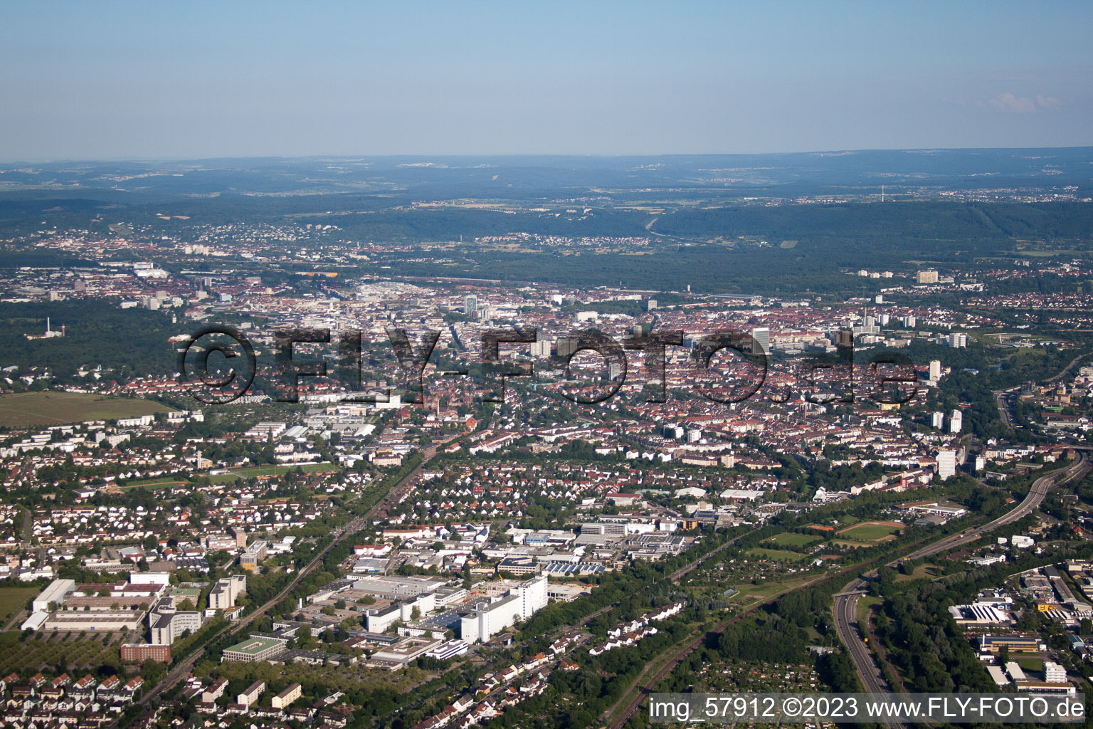 Drohnenaufname von Ortsteil Knielingen in Karlsruhe im Bundesland Baden-Württemberg, Deutschland