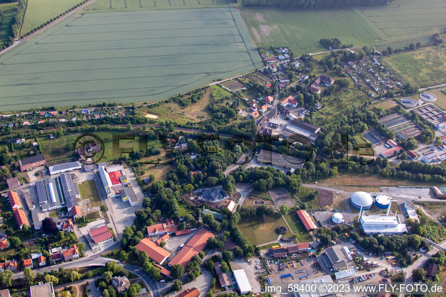 Schrägluftbild von Halberstadt im Bundesland Sachsen-Anhalt, Deutschland