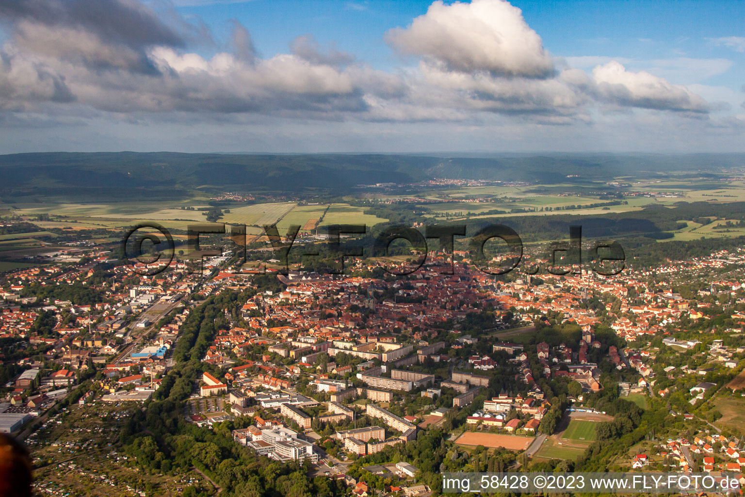 Luftbild von Von Nordosten in Quedlinburg im Bundesland Sachsen-Anhalt, Deutschland