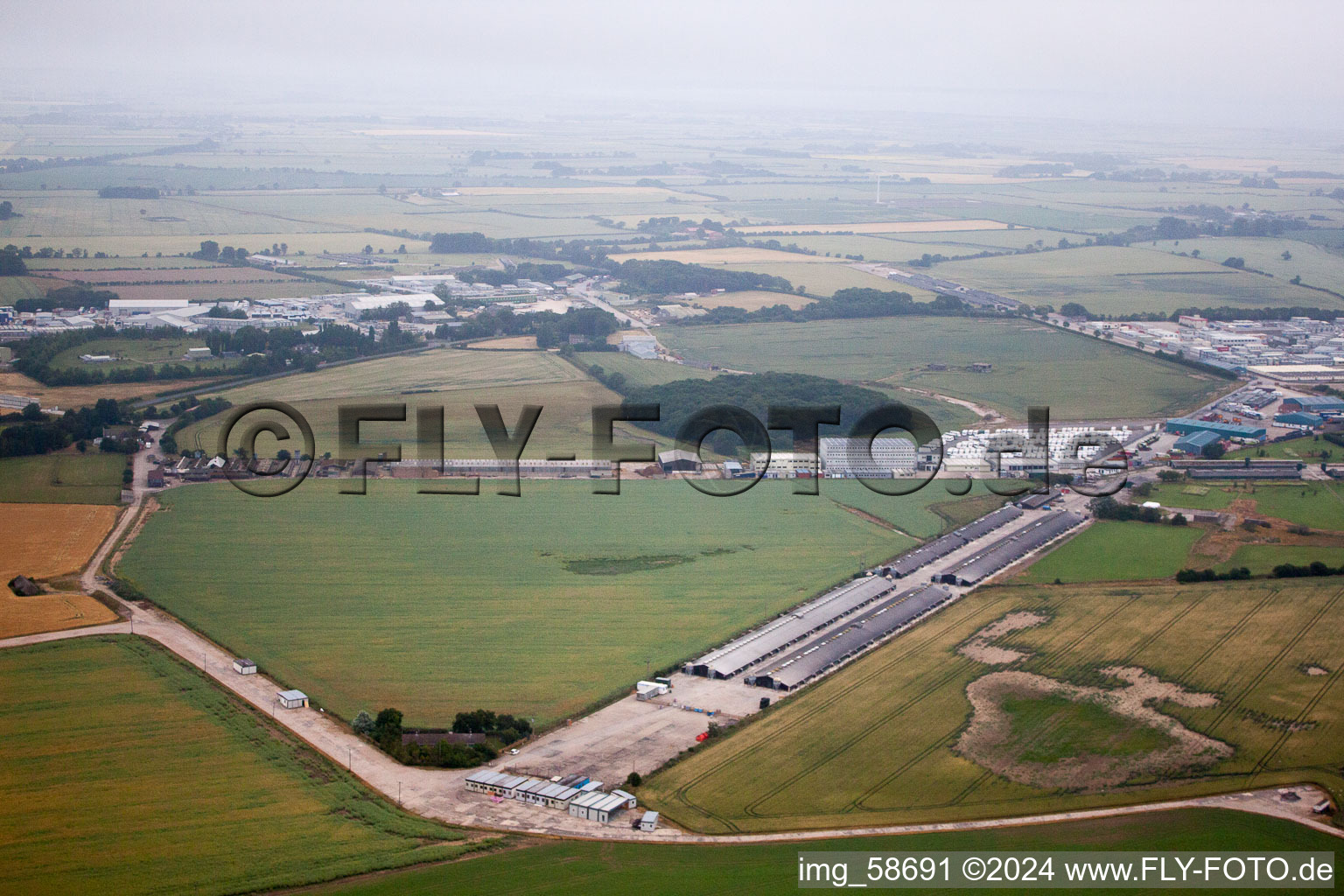 Konvertierter Militärflugplatz bei Brandesburton im Bundesland England, Großbritanien