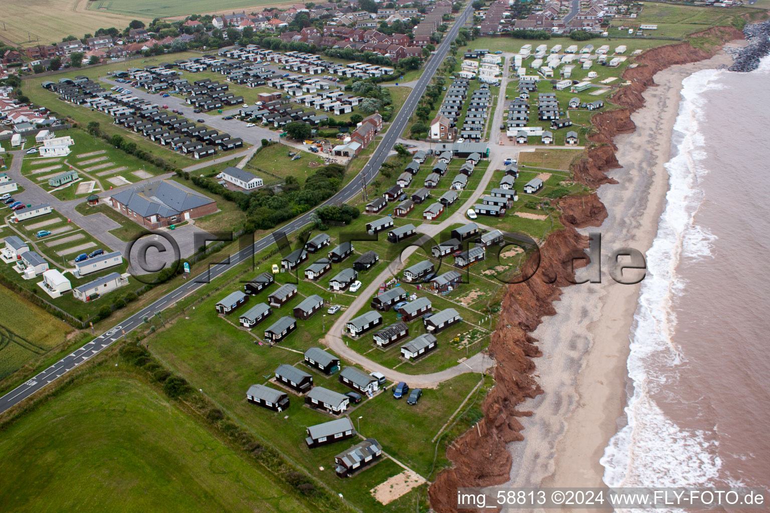 Ferienhaus- Anlage des Ferienparks Golden Sands Ferien Park an der Küste in Withernsea in England, Vereinigtes Königreich, Großbritanien