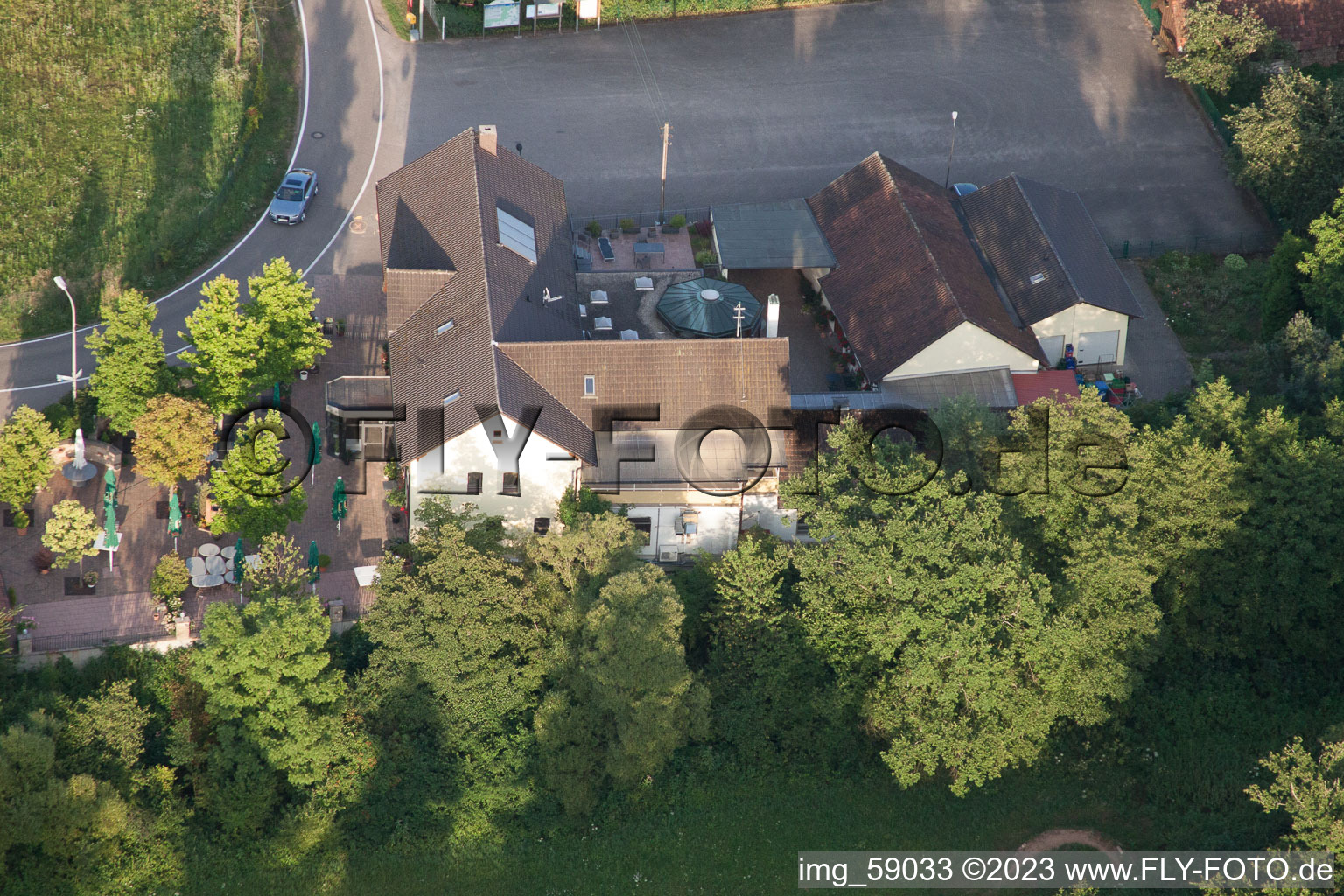 Drohnenbild von Bienwaldmühle im Bundesland Rheinland-Pfalz, Deutschland