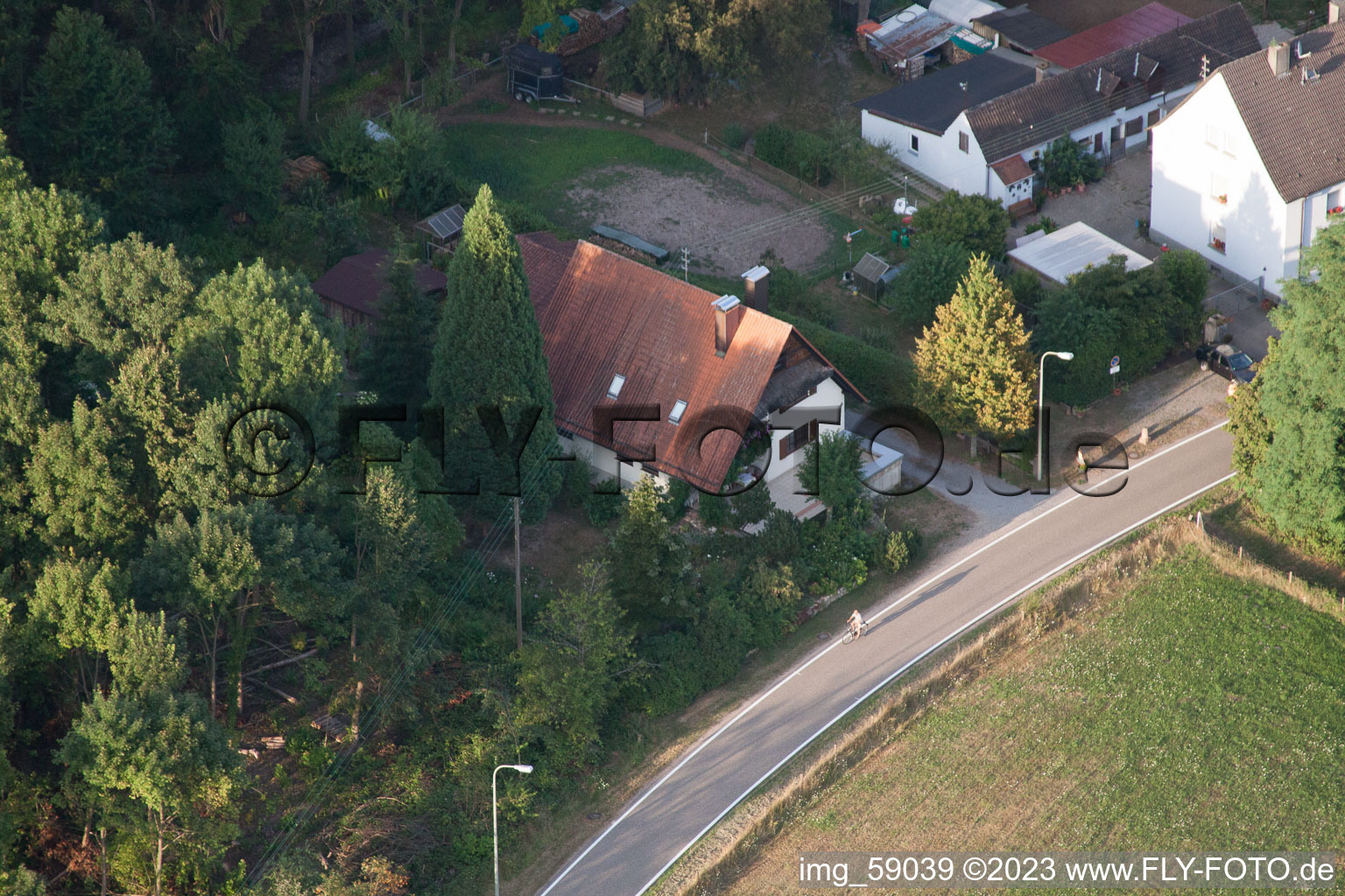 Bienwaldmühle im Bundesland Rheinland-Pfalz, Deutschland von der Drohne aus gesehen