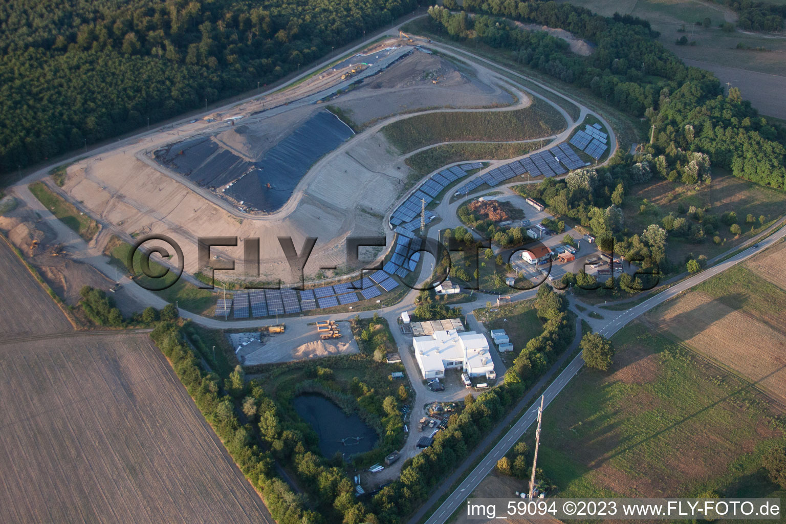 Scheibenhardt, Kreismülldeponie im Bundesland Rheinland-Pfalz, Deutschland aus der Luft betrachtet