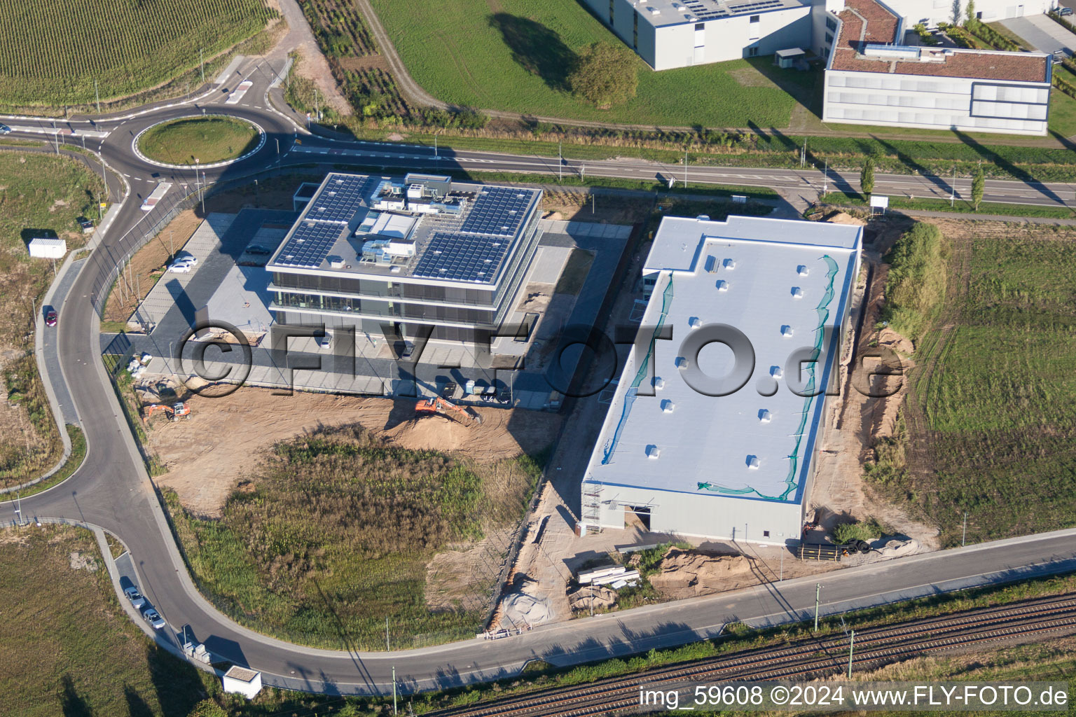 Luftbild von Industrie- und Gewerbegebiet Nord mit ITK Engineering GmbH in Rülzheim im Bundesland Rheinland-Pfalz, Deutschland