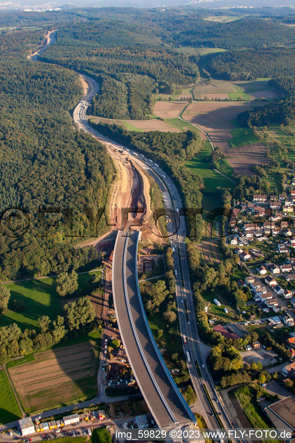 Luftaufnahme von Mutschelbach, Baustelle A8 im Ortsteil Nöttingen in Remchingen im Bundesland Baden-Württemberg, Deutschland