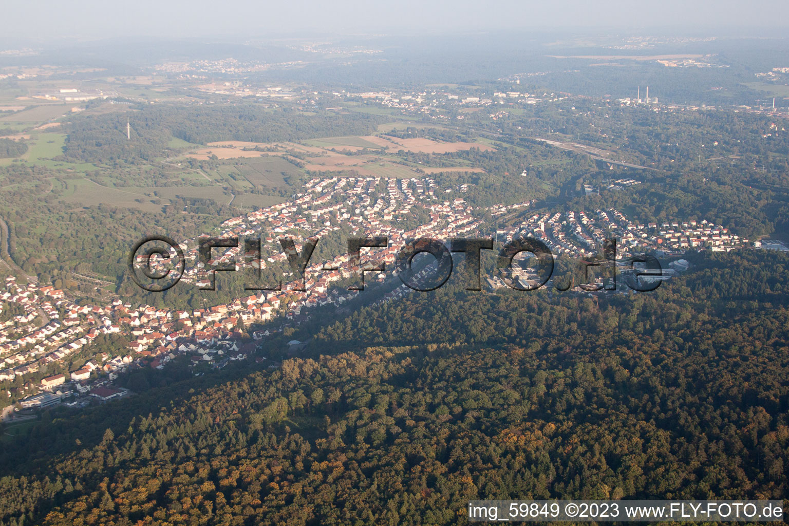 Ispringen im Bundesland Baden-Württemberg, Deutschland aus der Luft betrachtet