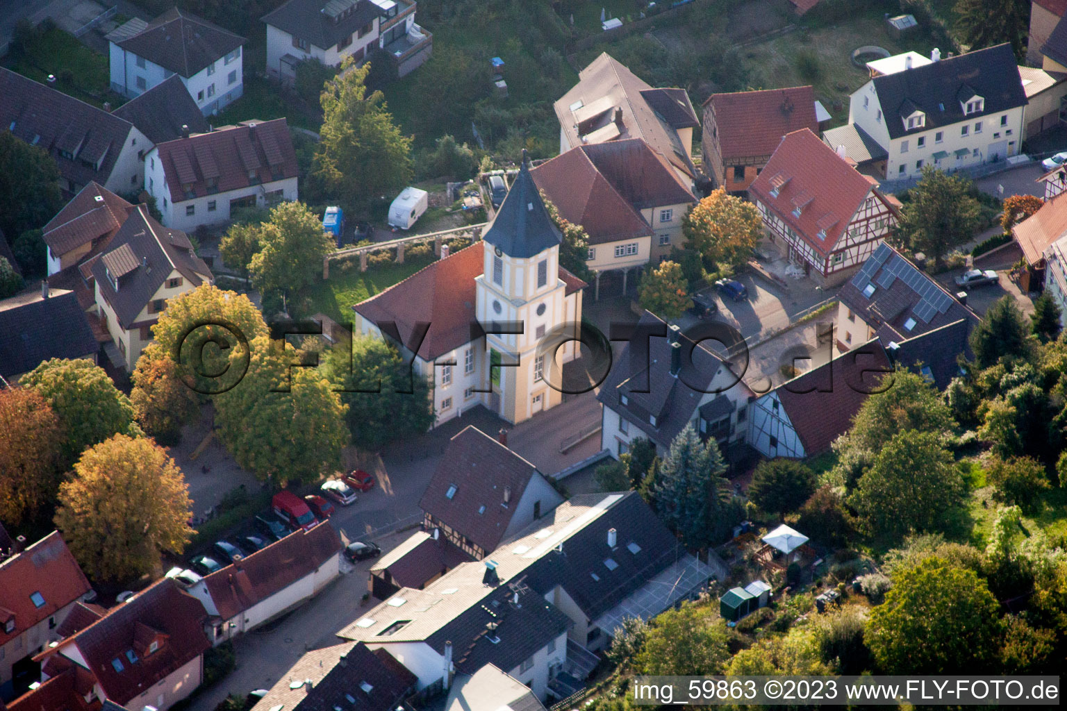 Ispringen im Bundesland Baden-Württemberg, Deutschland von der Drohne aus gesehen