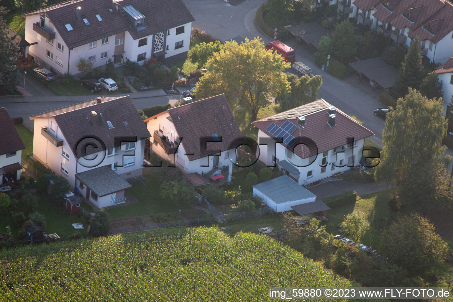 Ispringen, Am Rothsberg im Bundesland Baden-Württemberg, Deutschland von der Drohne aus gesehen