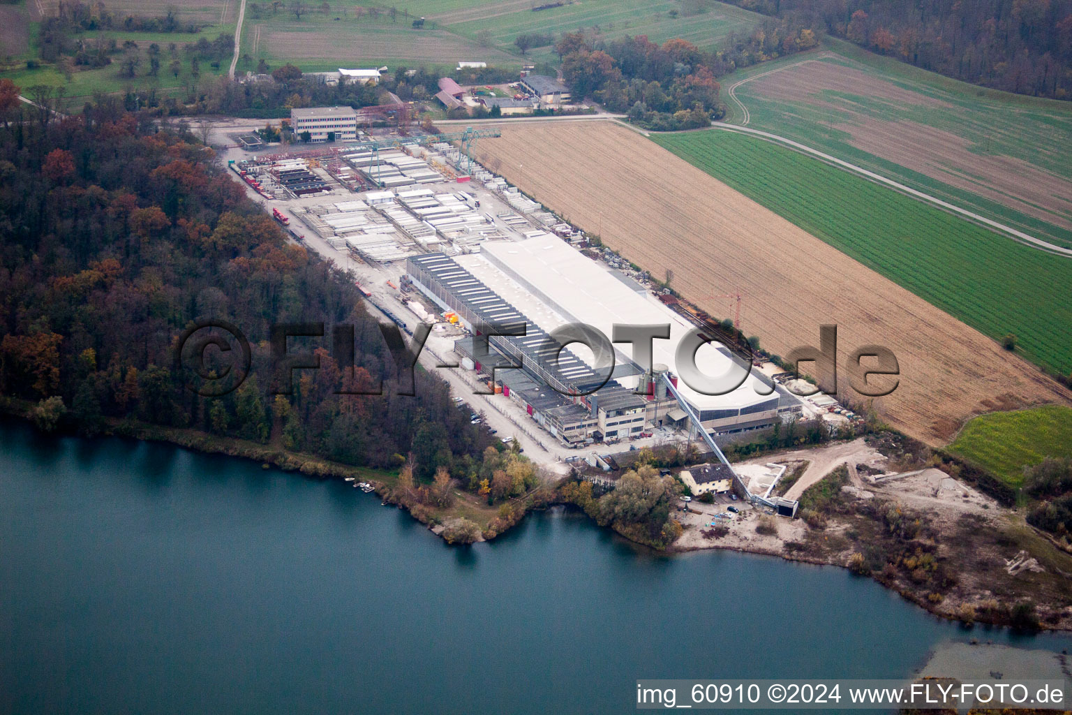 Luftbild von Betonfertigteilewerk Linkenheim GmbH & Co. KG in Linkenheim-Hochstetten im Bundesland Baden-Württemberg, Deutschland