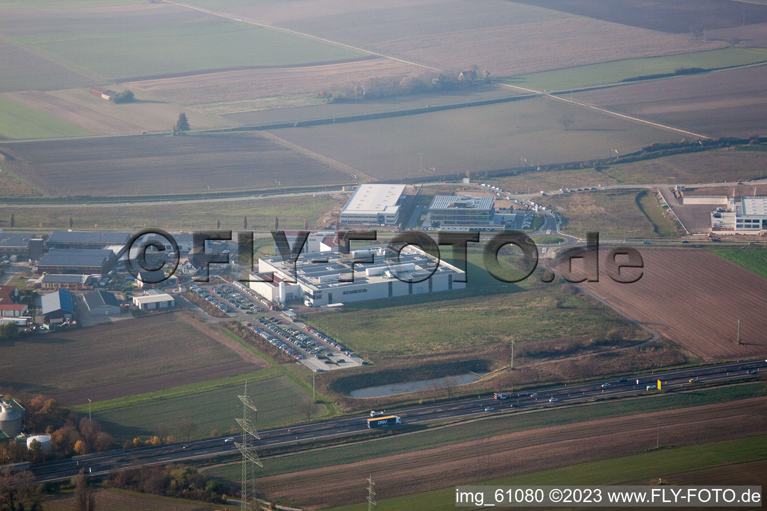 Rülzheim-N, Industriegebiet im Bundesland Rheinland-Pfalz, Deutschland aus der Drohnenperspektive