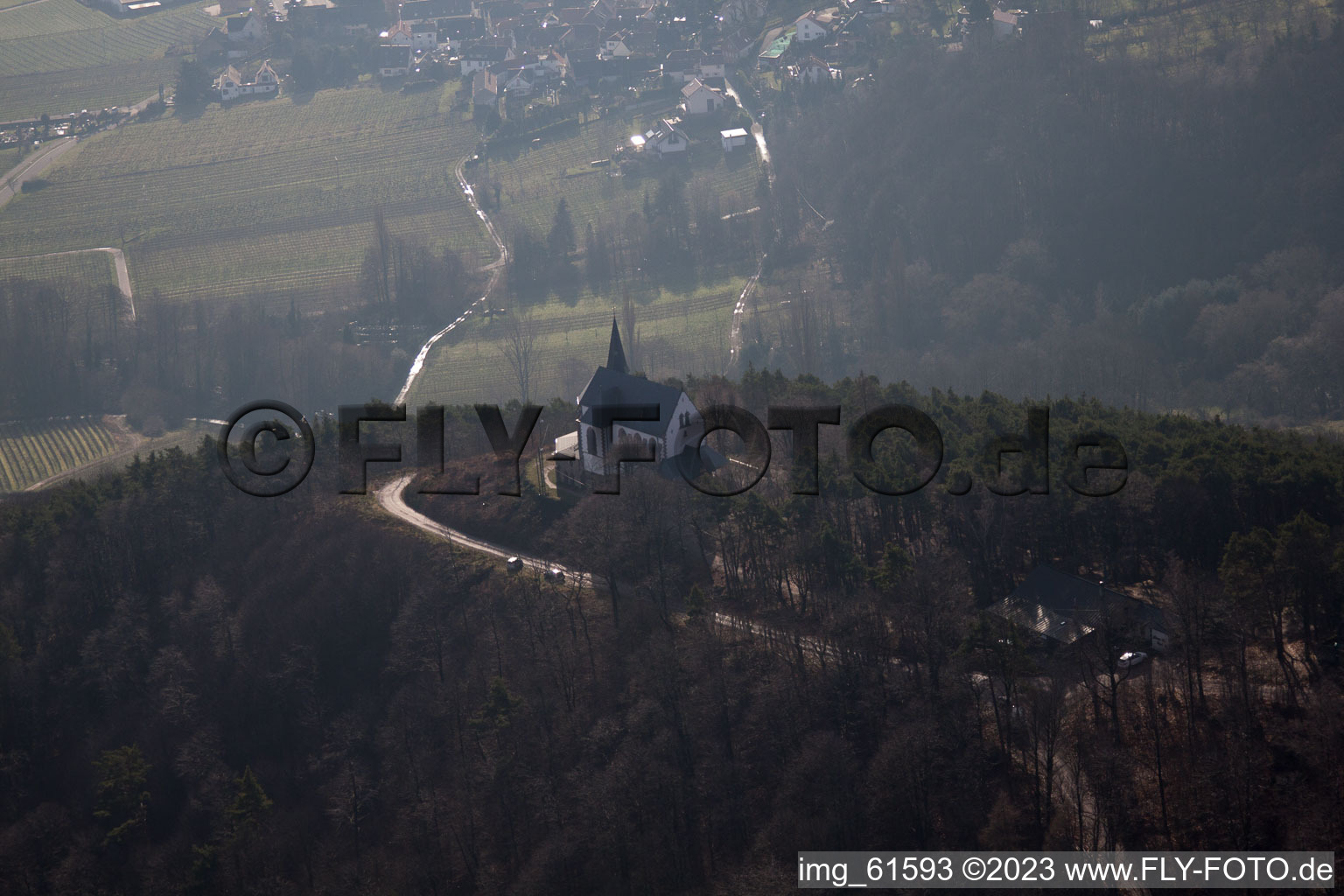 Burrweiler, Annakapelle im Bundesland Rheinland-Pfalz, Deutschland von oben
