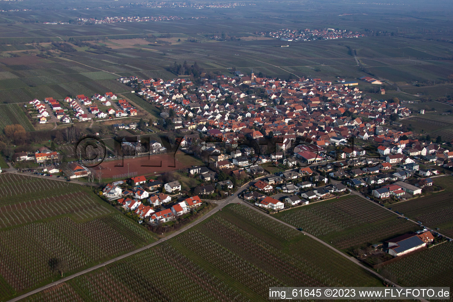Ortsteil Nußdorf in Landau in der Pfalz im Bundesland Rheinland-Pfalz, Deutschland von einer Drohne aus