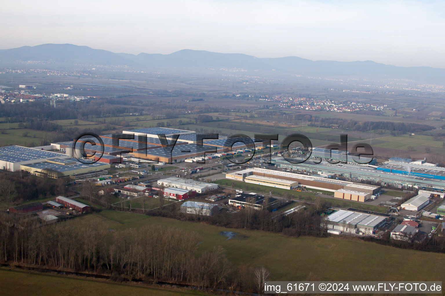 Industriegebiet Landau-Ost in Landau in der Pfalz im Bundesland Rheinland-Pfalz, Deutschland von oben