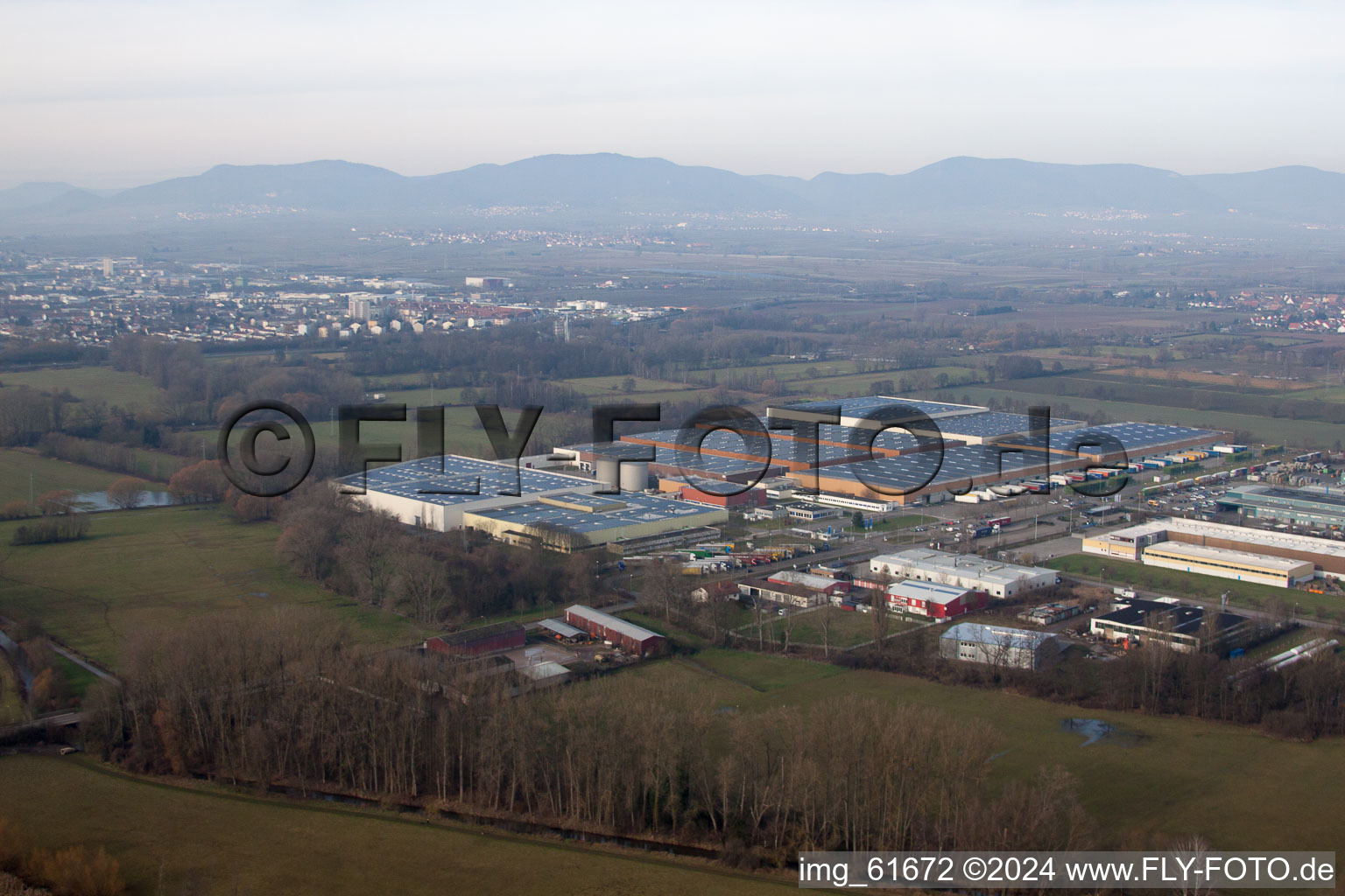 Industriegebiet Landau-Ost in Landau in der Pfalz im Bundesland Rheinland-Pfalz, Deutschland aus der Luft