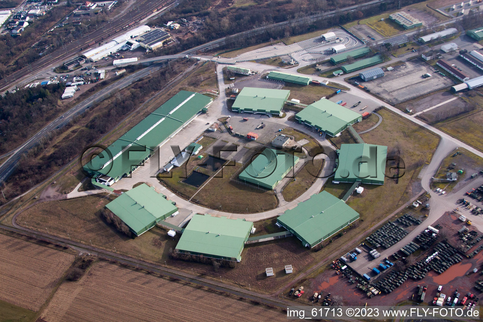 Luftbild von Germersheim, Bundeswehr-Depot im Bundesland Rheinland-Pfalz, Deutschland