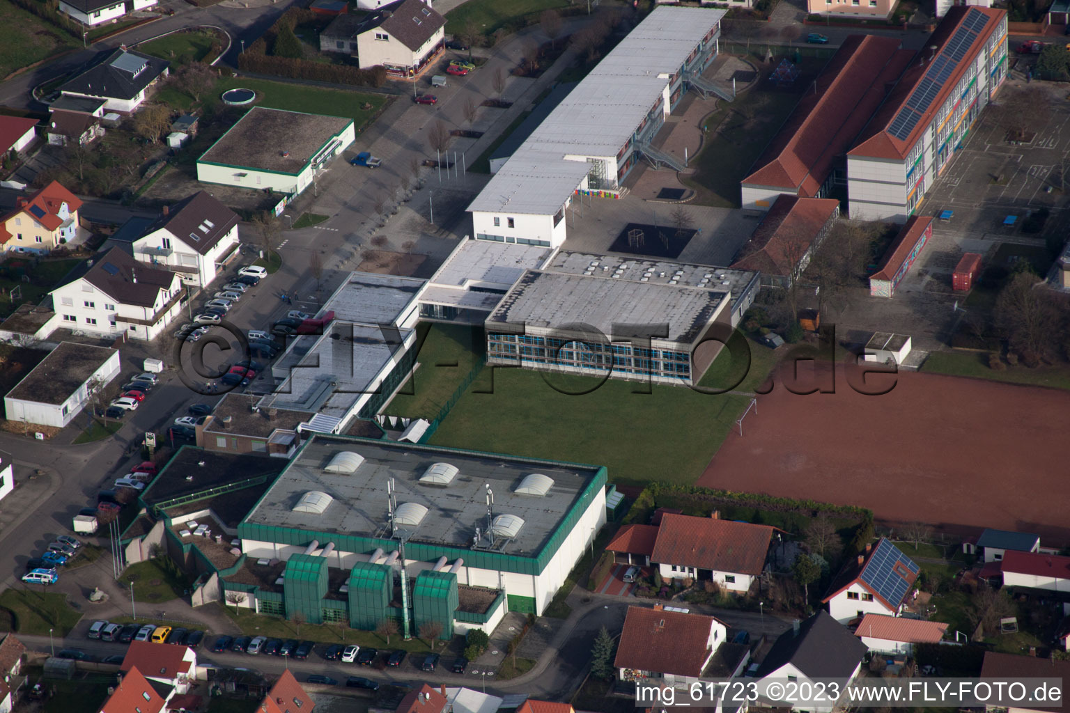 Luftbild von Lingenfeld, Grundschule im Bundesland Rheinland-Pfalz, Deutschland