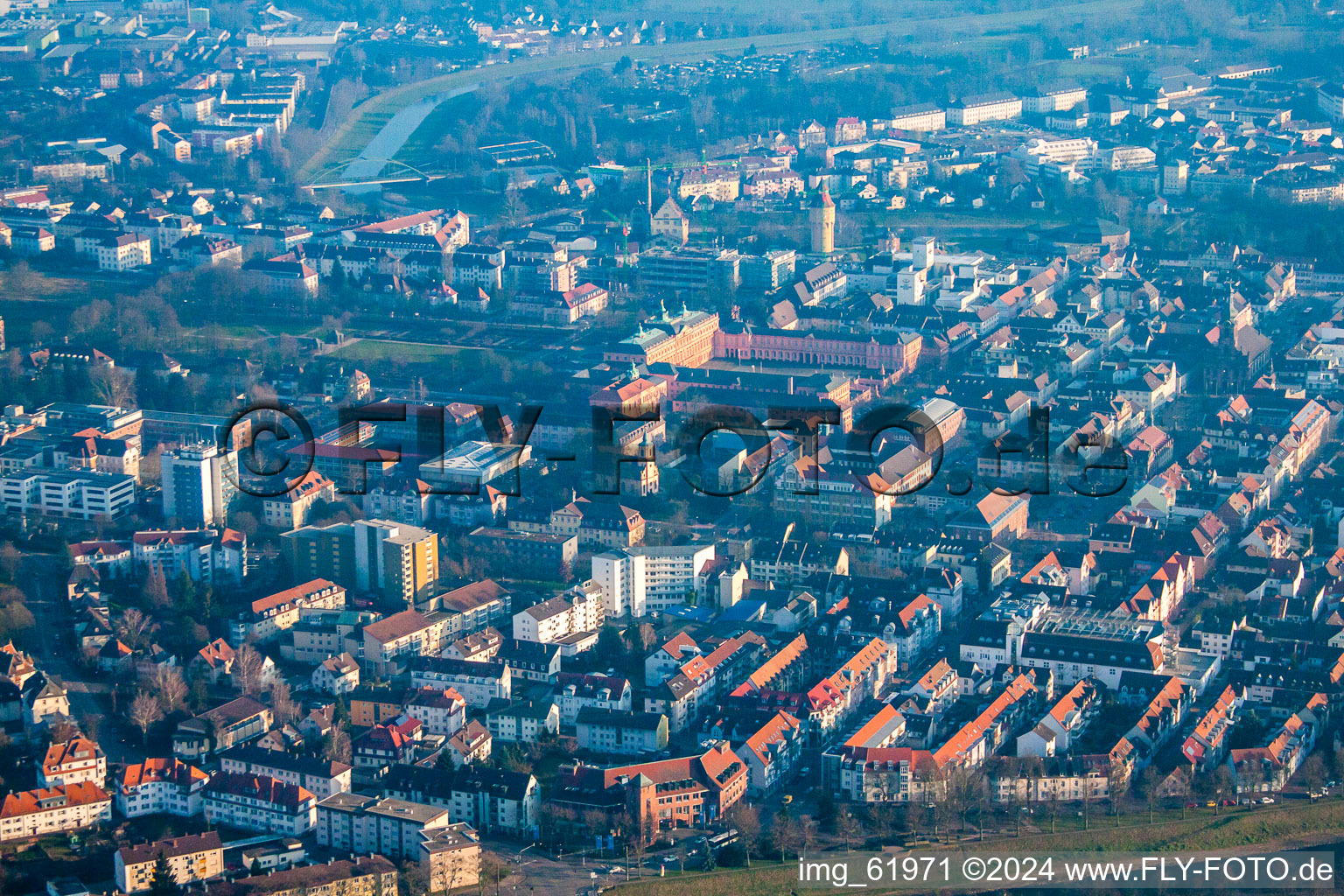 Rastatt von Westen im Bundesland Baden-Württemberg, Deutschland