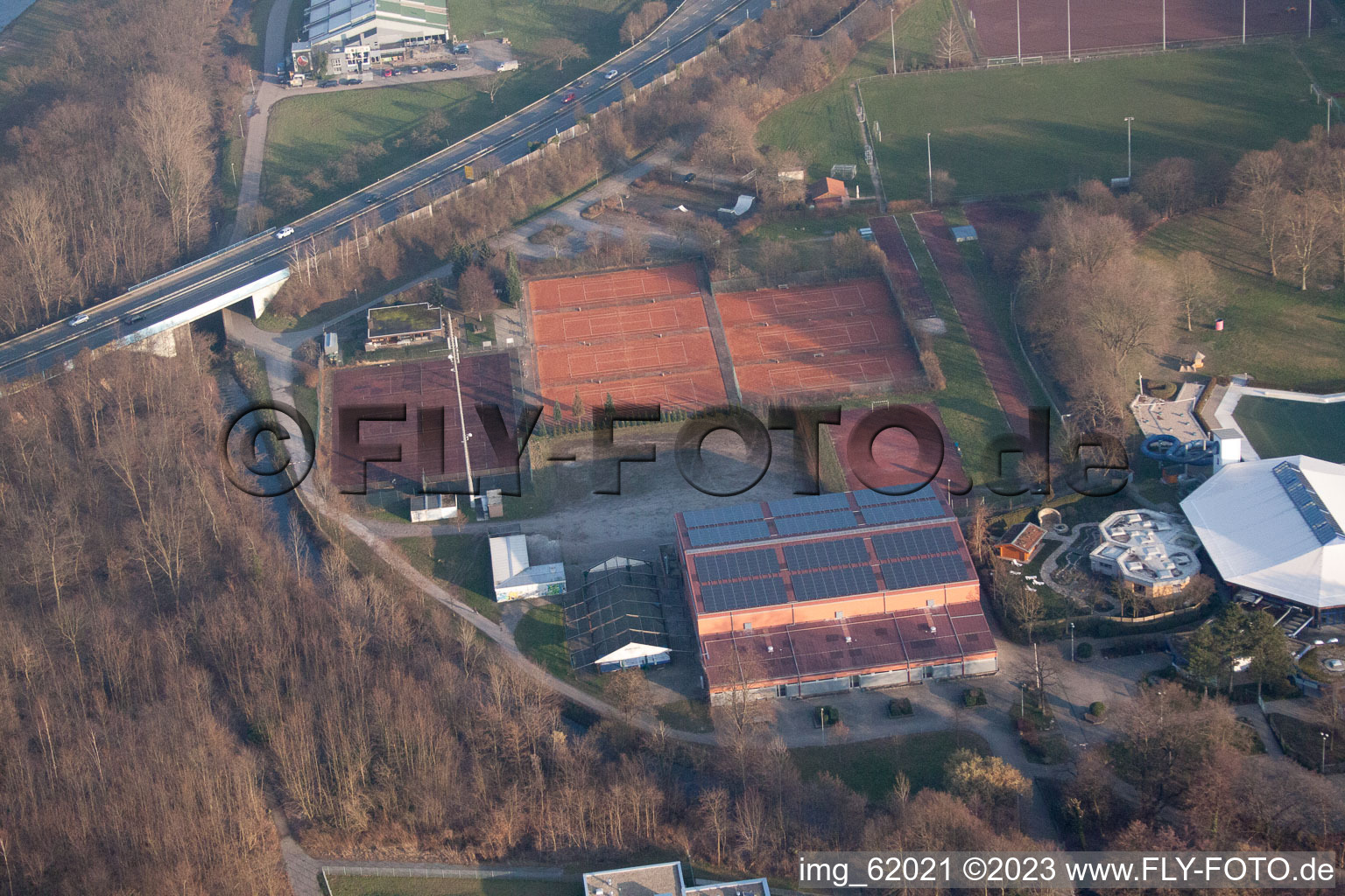 Drohnenbild von Kuppenheim im Bundesland Baden-Württemberg, Deutschland