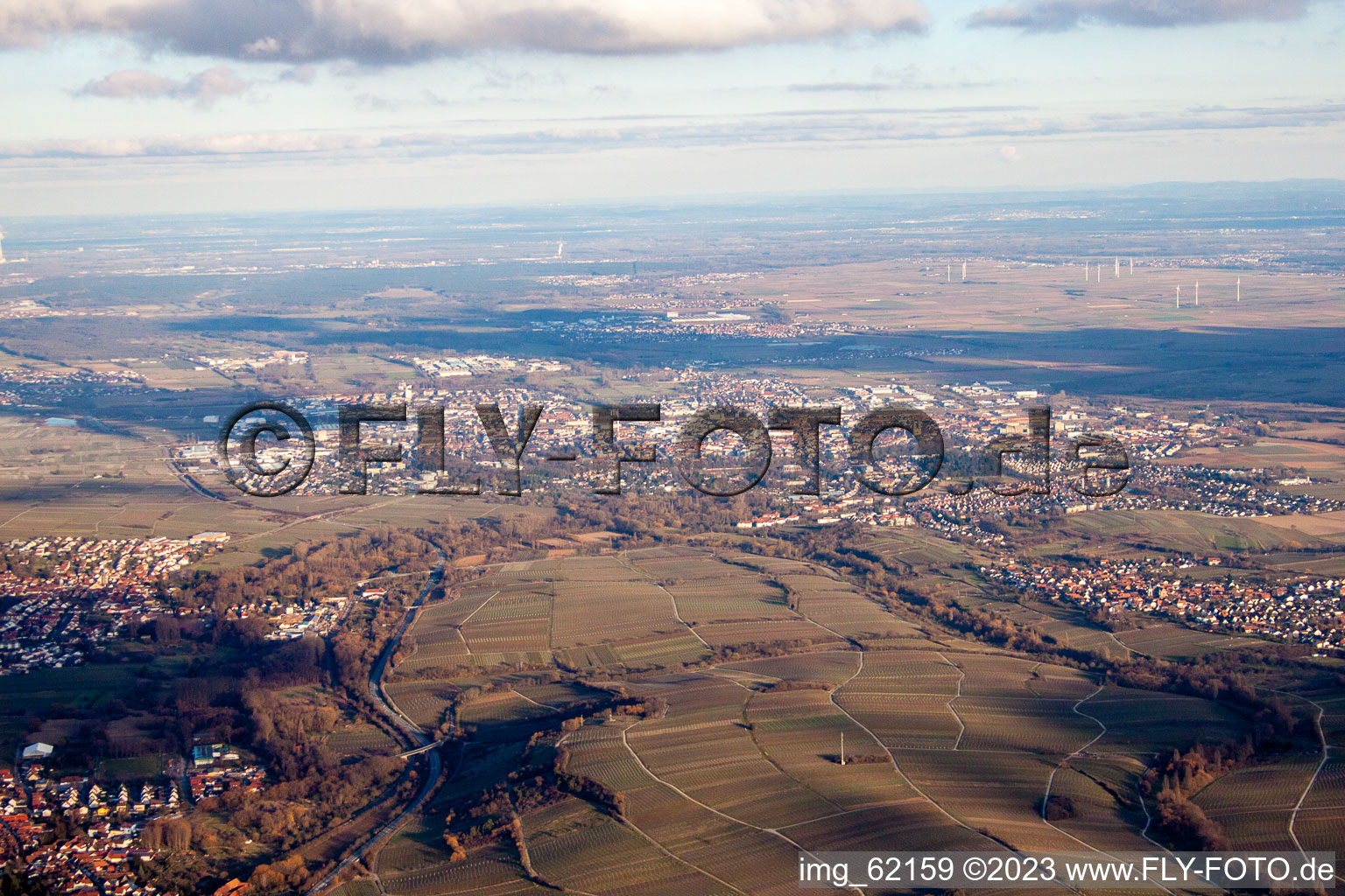Landau von Westen in Landau in der Pfalz im Bundesland Rheinland-Pfalz, Deutschland aus der Luft betrachtet