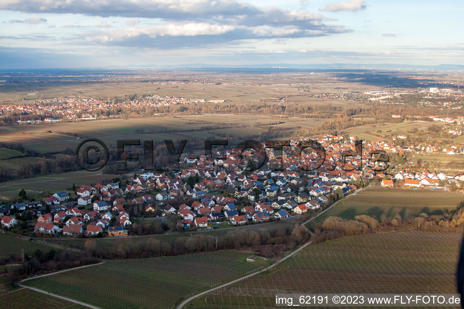 Ortsteil Arzheim in Landau in der Pfalz im Bundesland Rheinland-Pfalz, Deutschland von der Drohne aus gesehen