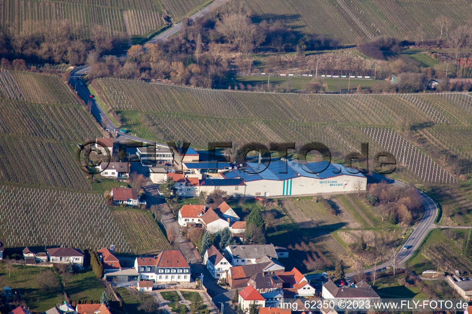 Oberotterbach, Wissing Weine im Bundesland Rheinland-Pfalz, Deutschland von oben