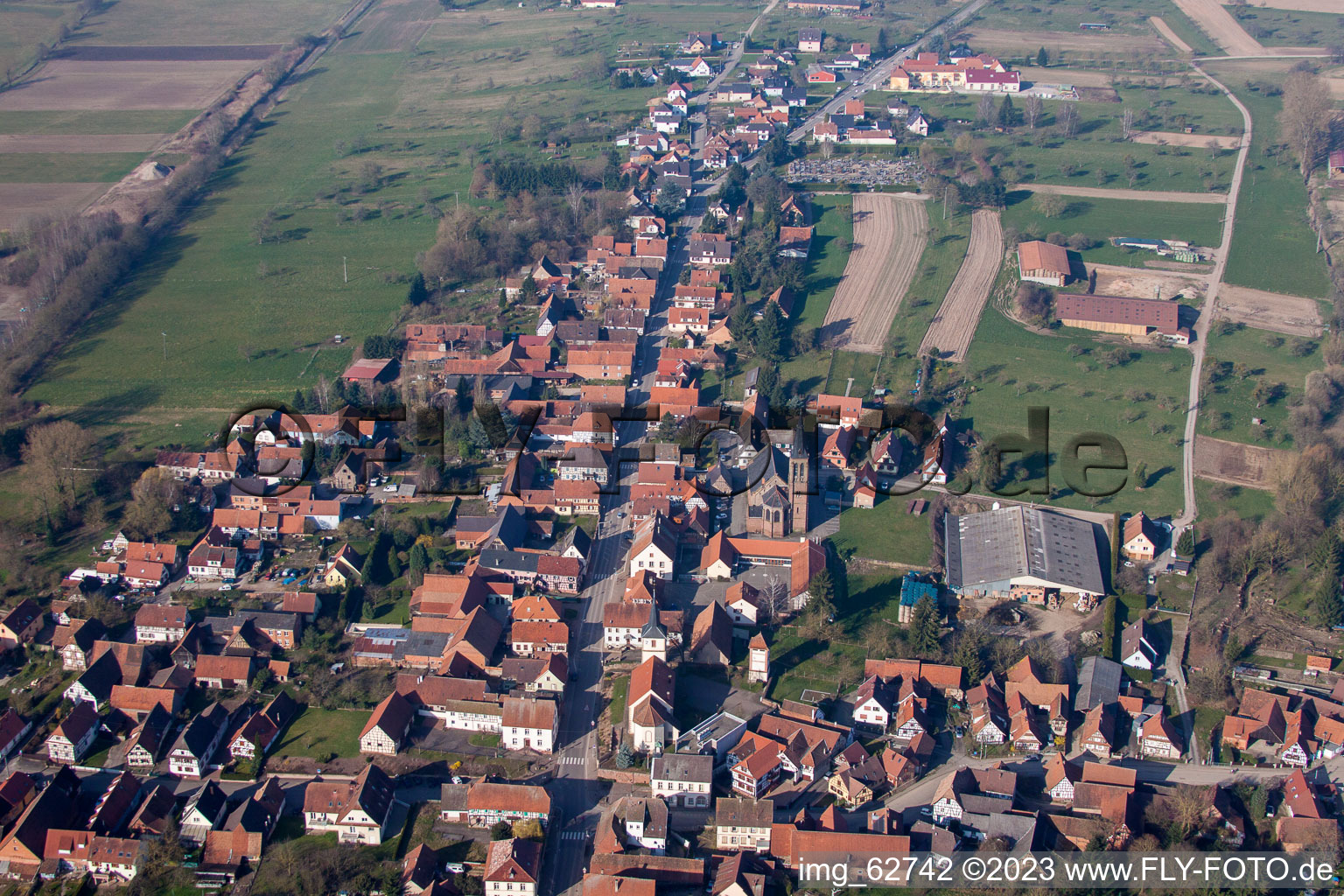 Betschdorf im Bundesland Bas-Rhin, Frankreich aus der Luft betrachtet