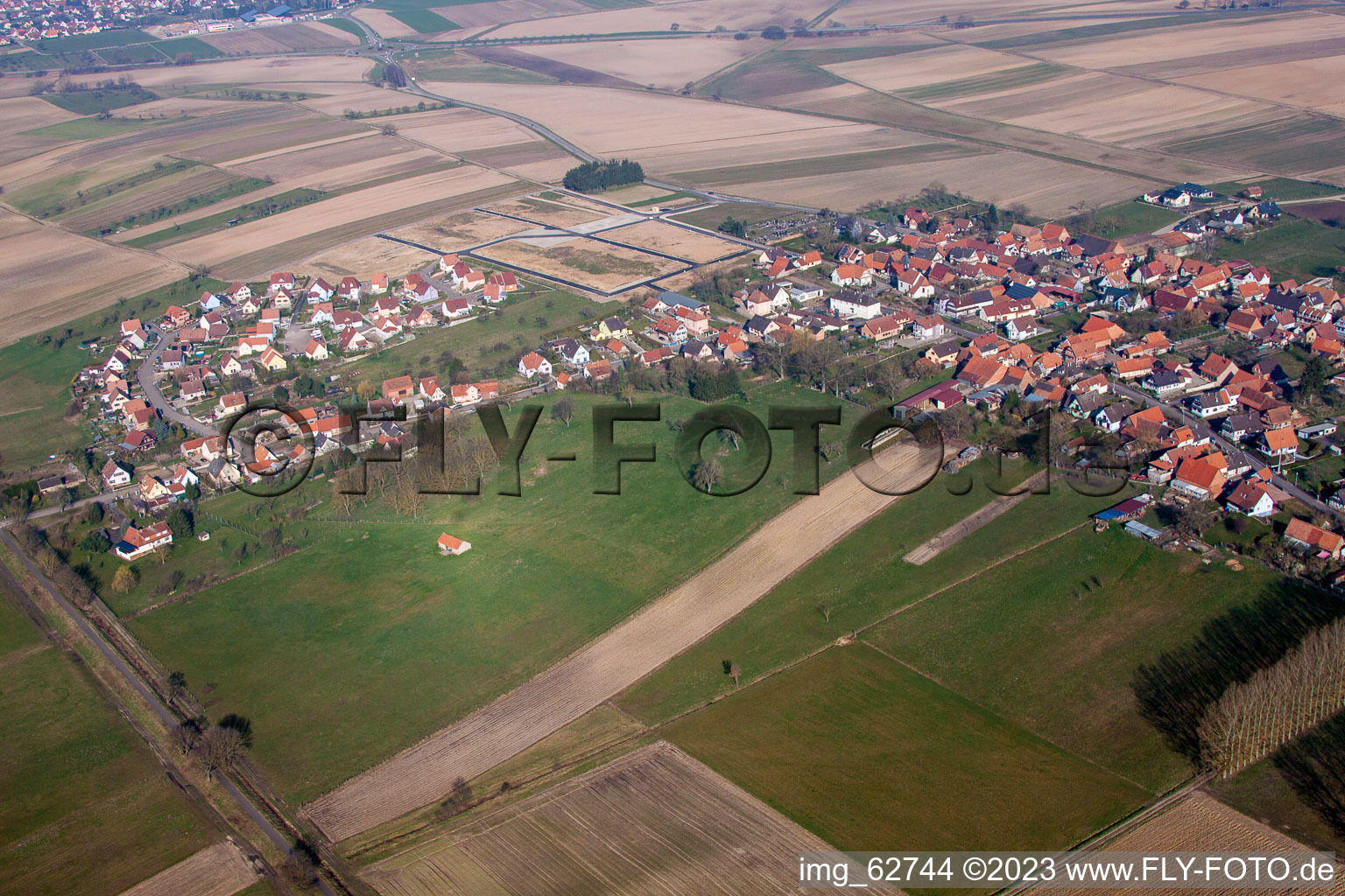 Luftaufnahme von Schwabwiller im Bundesland Bas-Rhin, Frankreich