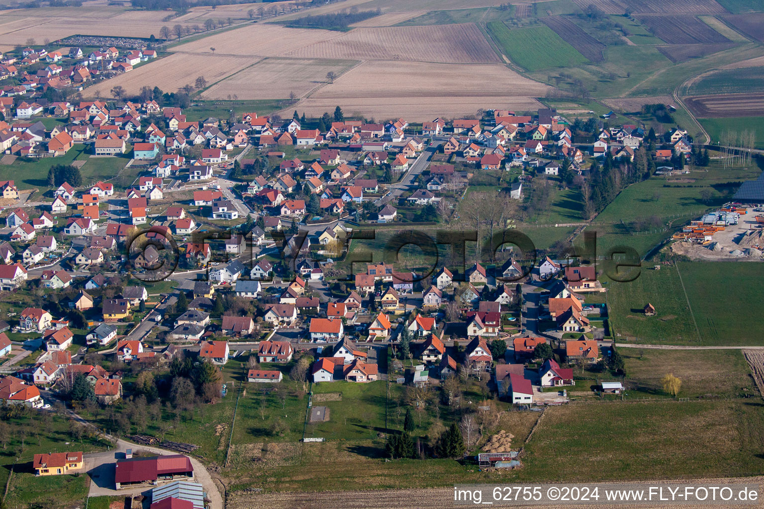 Surbourg im Bundesland Bas-Rhin, Frankreich aus der Luft betrachtet