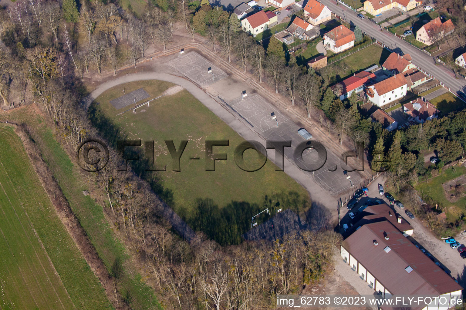 Walbourg im Bundesland Bas-Rhin, Frankreich aus der Luft