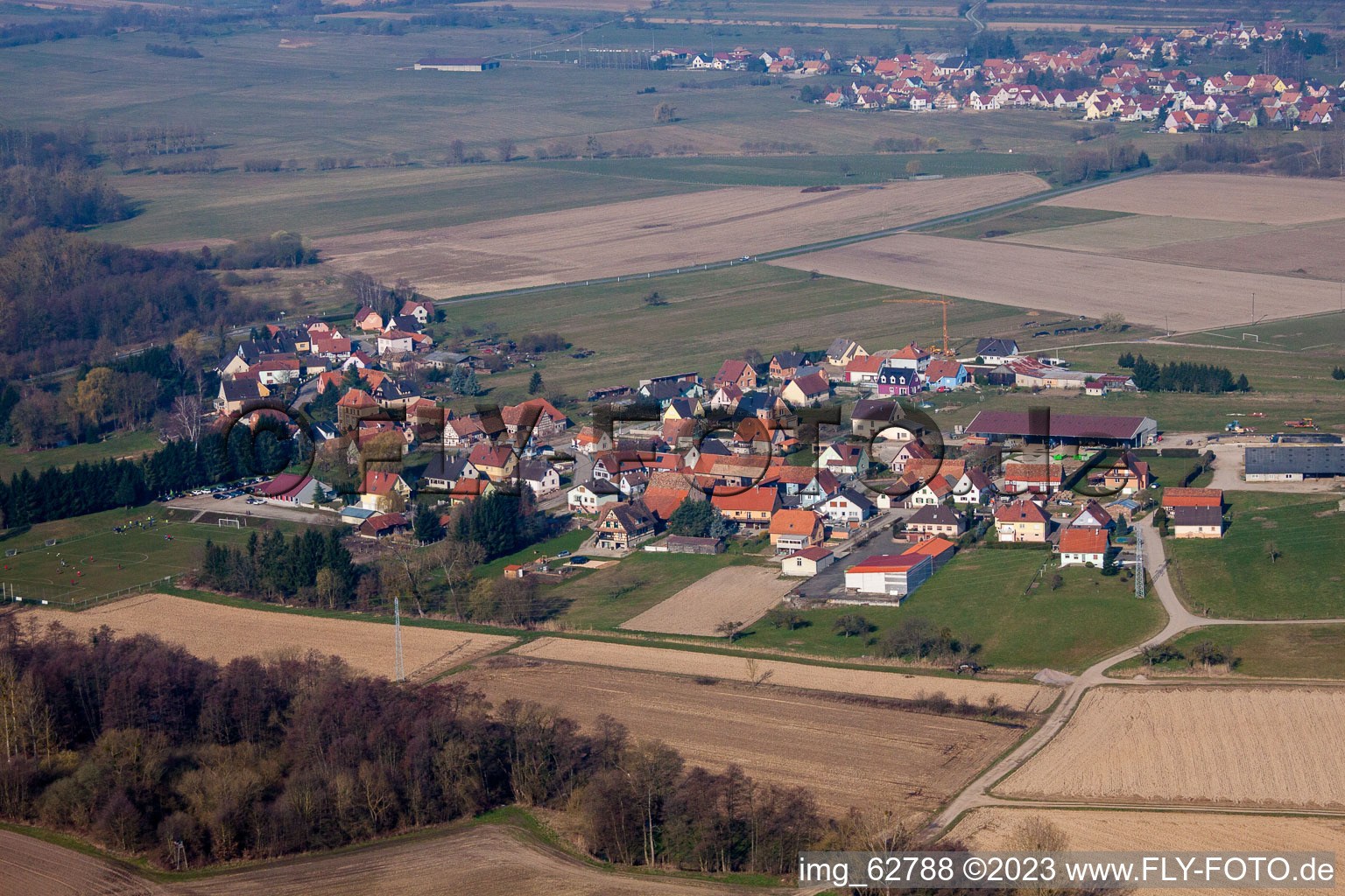 Walbourg im Bundesland Bas-Rhin, Frankreich aus der Luft betrachtet