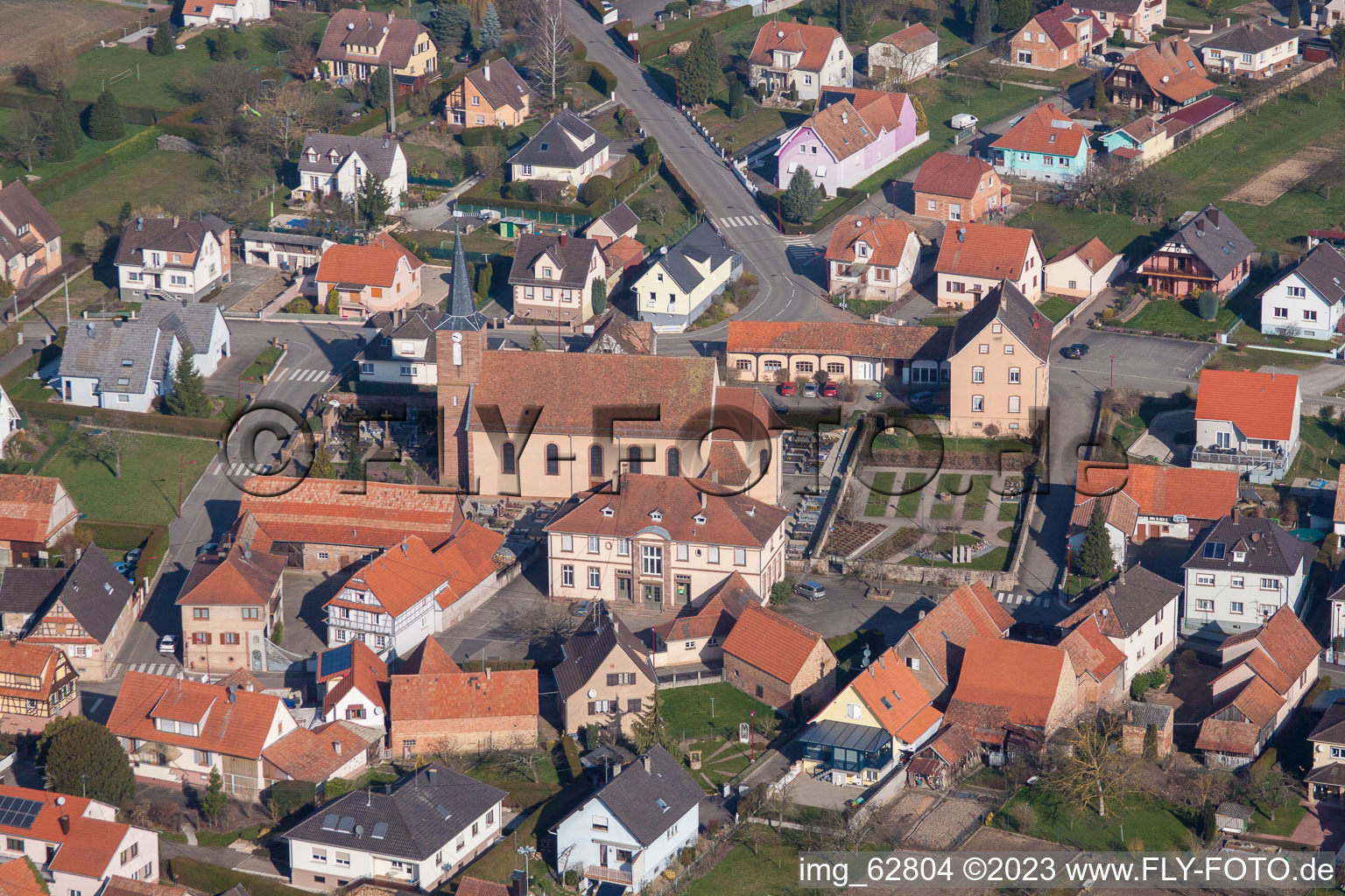 Drohnenbild von Eschbach im Bundesland Bas-Rhin, Frankreich