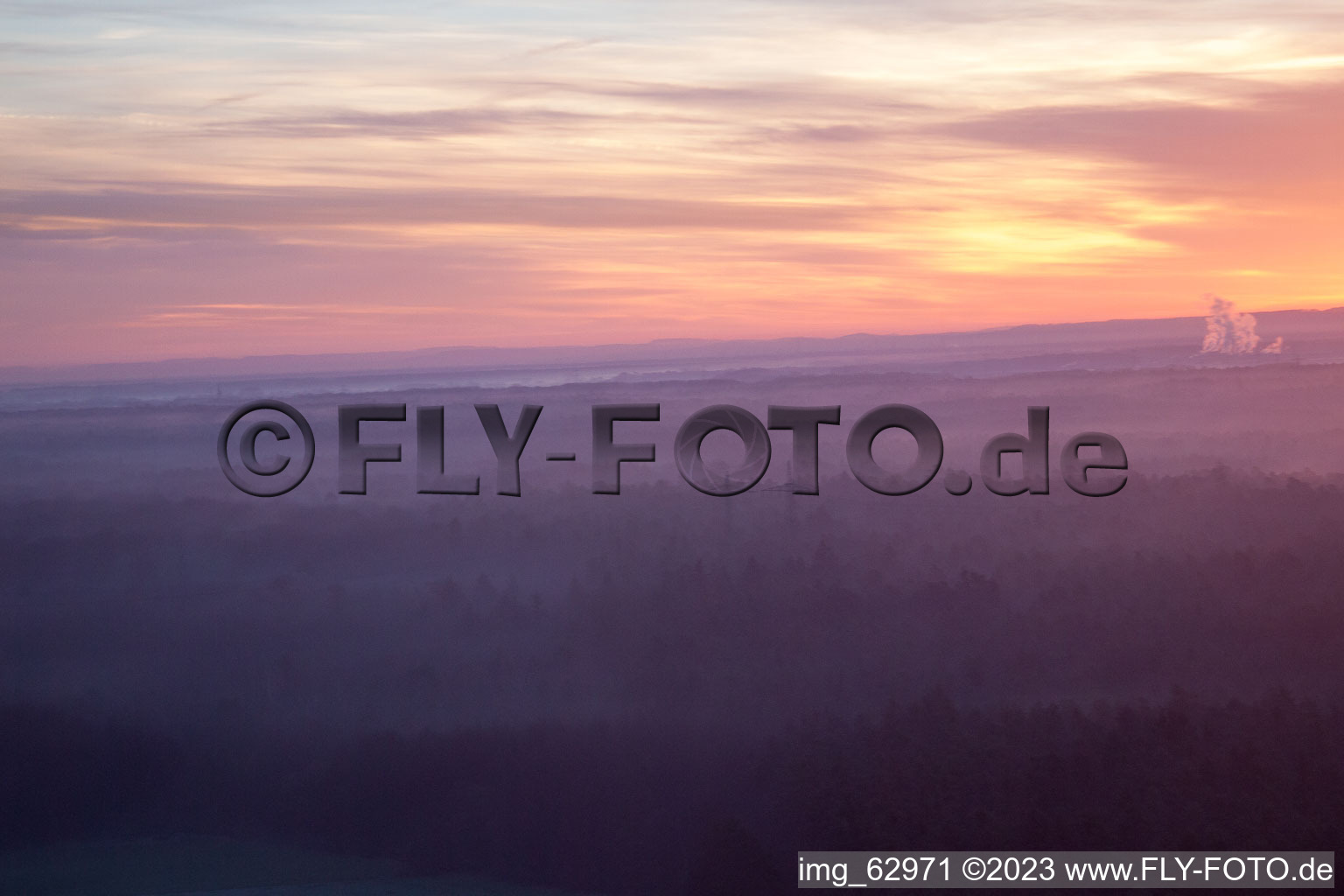 Minfeld, Otterbachtal im Bundesland Rheinland-Pfalz, Deutschland aus der Luft