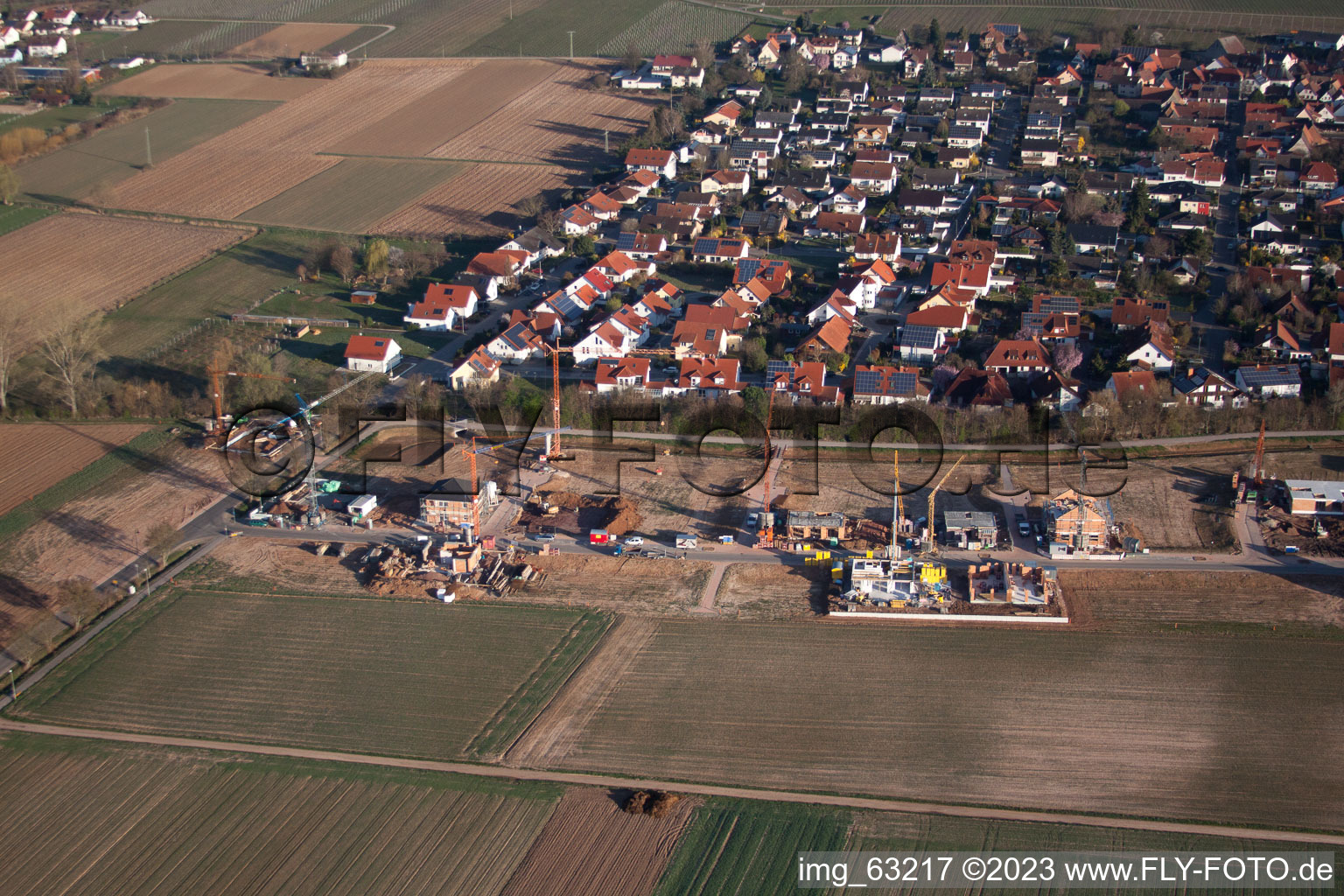 Luftbild von Neubaugebiet Am Steinsteg in Bornheim im Bundesland Rheinland-Pfalz, Deutschland