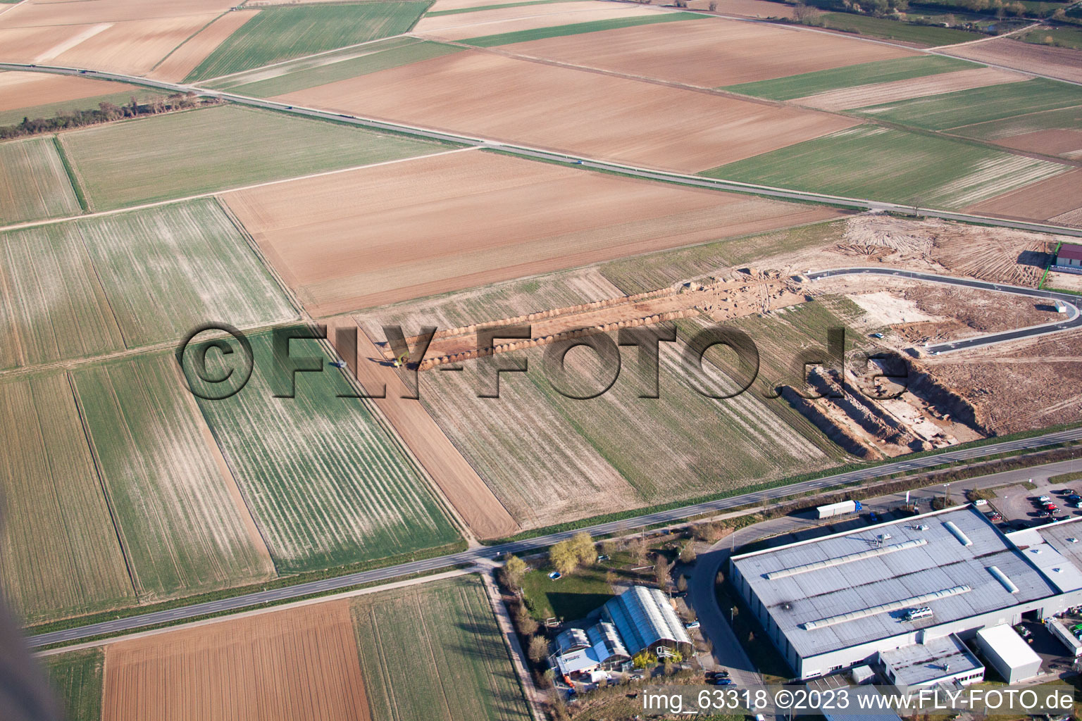 Luftaufnahme von Herxheim, Industriegebiet West 2 in Herxheim bei Landau/Pfalz im Bundesland Rheinland-Pfalz, Deutschland