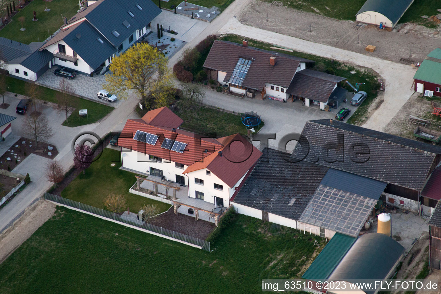 Neupotz im Bundesland Rheinland-Pfalz, Deutschland aus der Drohnenperspektive