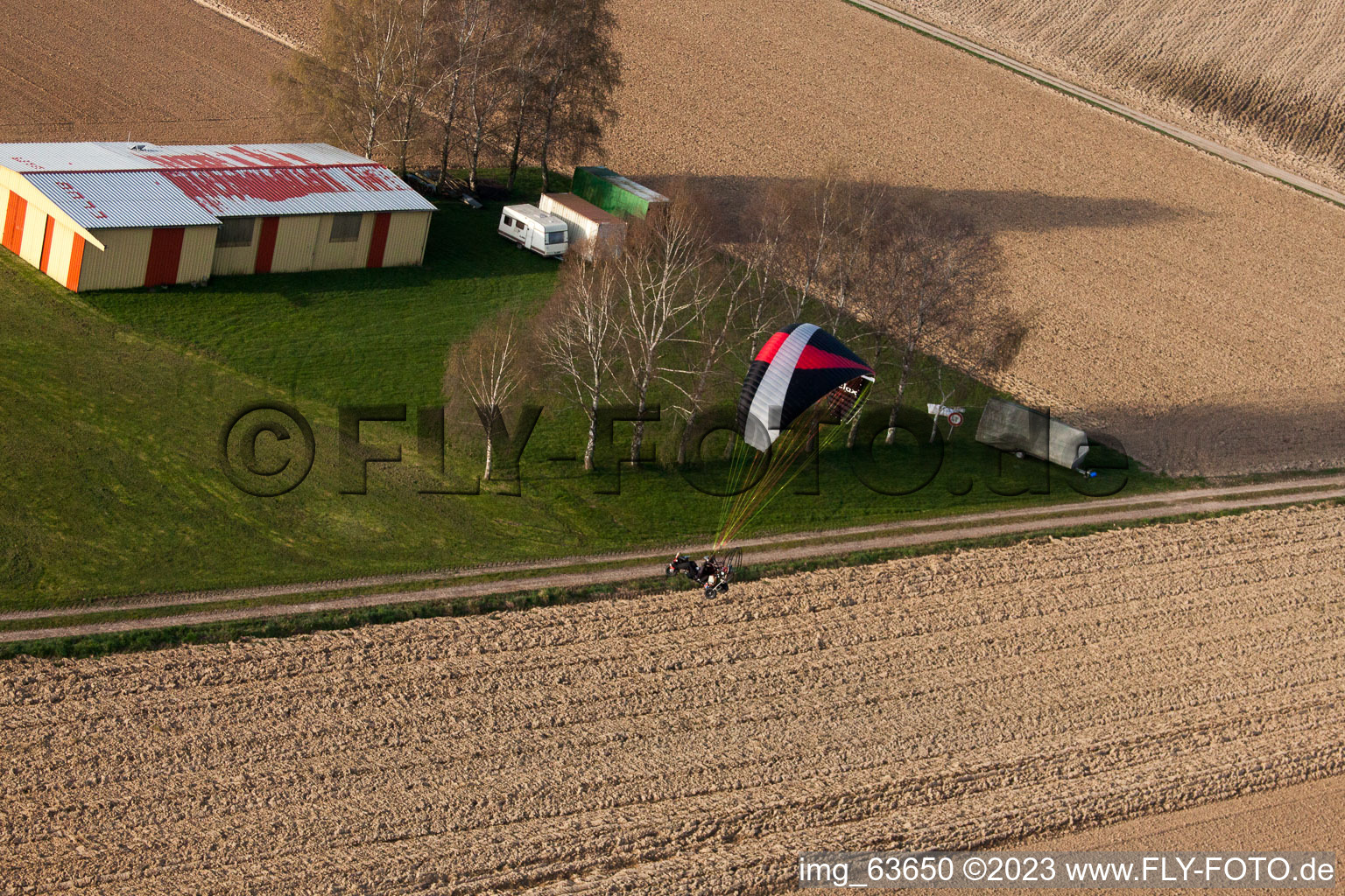 Riedseltz im Bundesland Bas-Rhin, Frankreich von einer Drohne aus