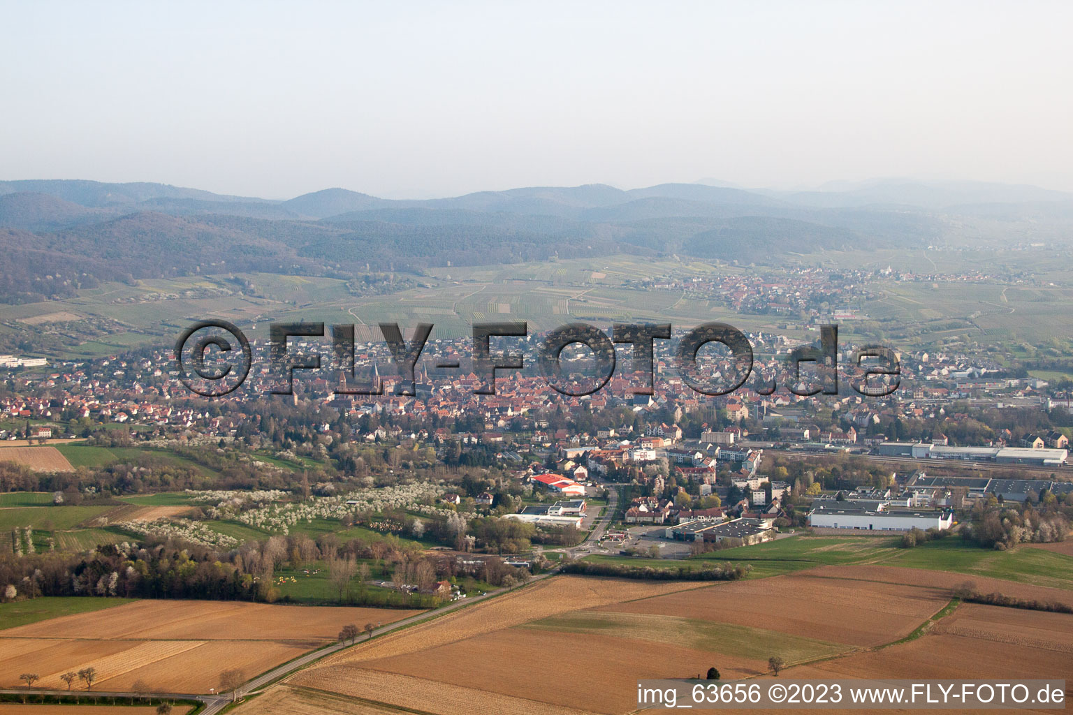 Luftbild von Wissembourg von Südosten im Bundesland Bas-Rhin, Frankreich