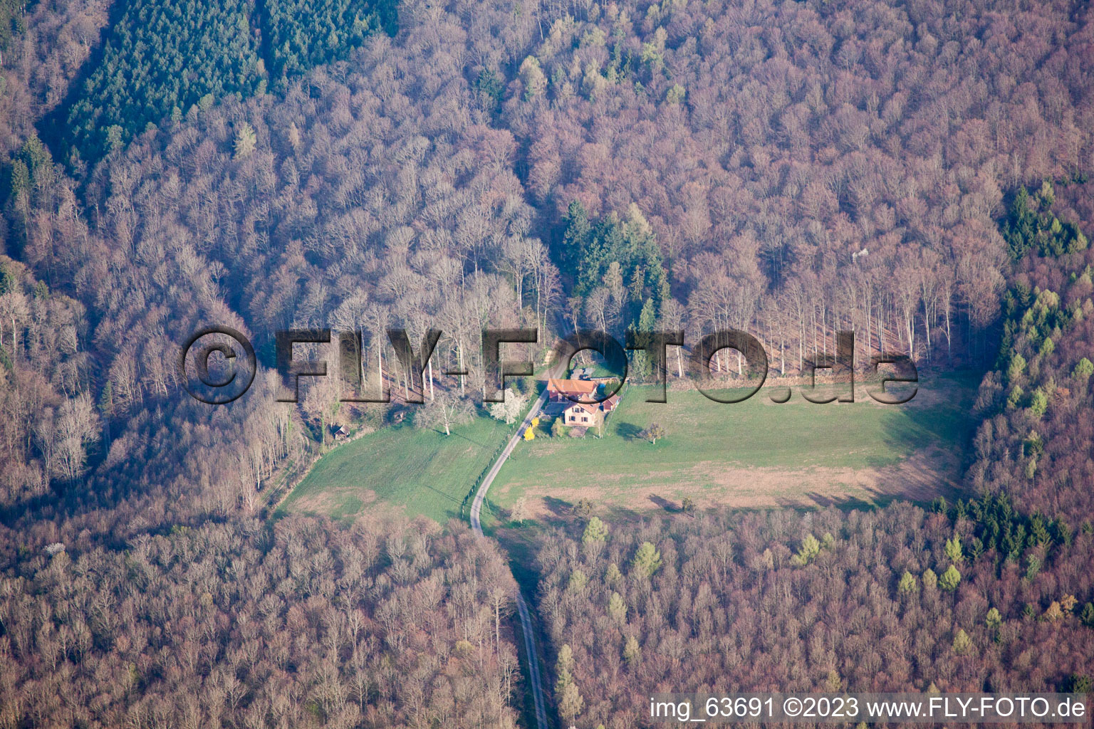 Langensoultzbach im Bundesland Bas-Rhin, Frankreich aus der Luft betrachtet
