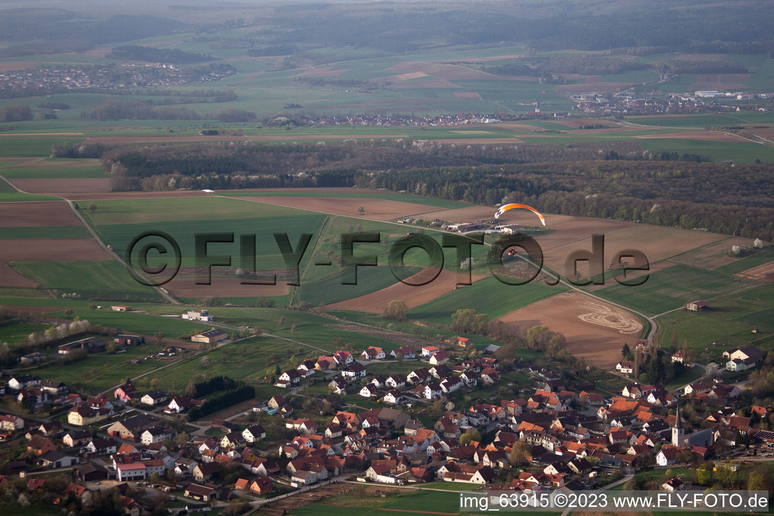 Luftbild von Wargolshausen im Bundesland Bayern, Deutschland