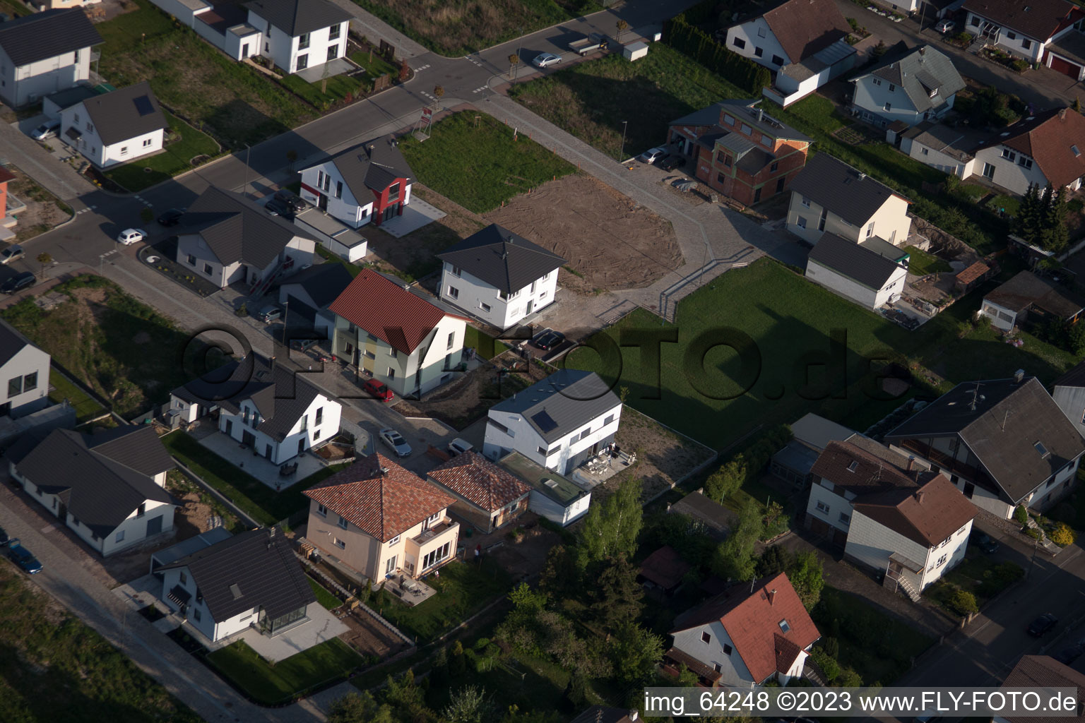 Minfeld, Neubaugebiet Ost im Bundesland Rheinland-Pfalz, Deutschland von der Drohne aus gesehen