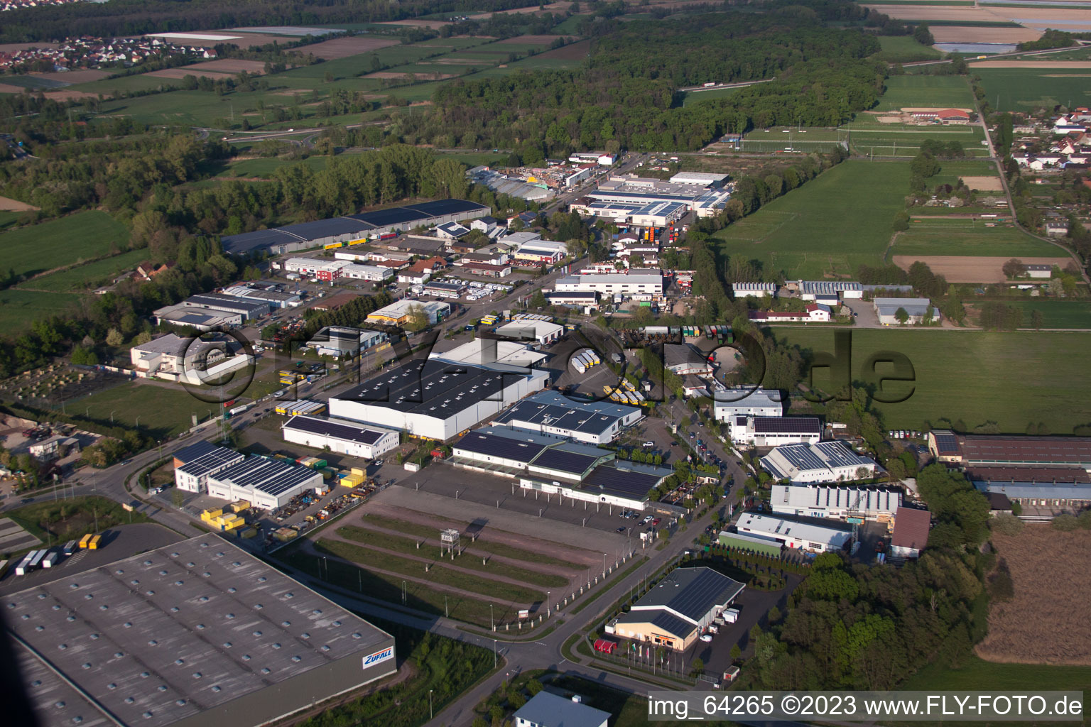 Drohnenaufname von Minderslachen, Gewerbegebiet Horst in Kandel im Bundesland Rheinland-Pfalz, Deutschland