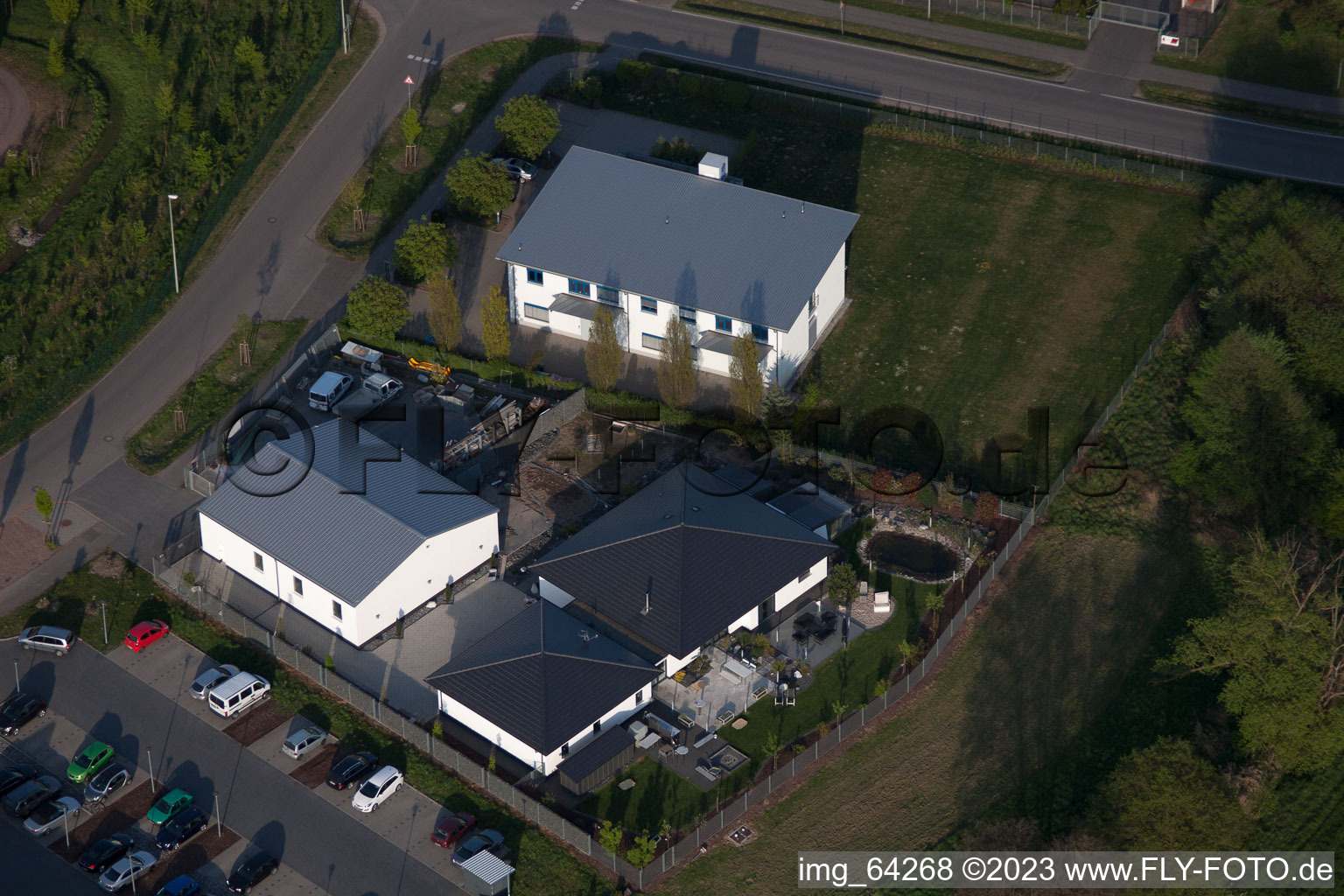 Minderslachen, Gewerbegebiet Horst in Kandel im Bundesland Rheinland-Pfalz, Deutschland von einer Drohne aus