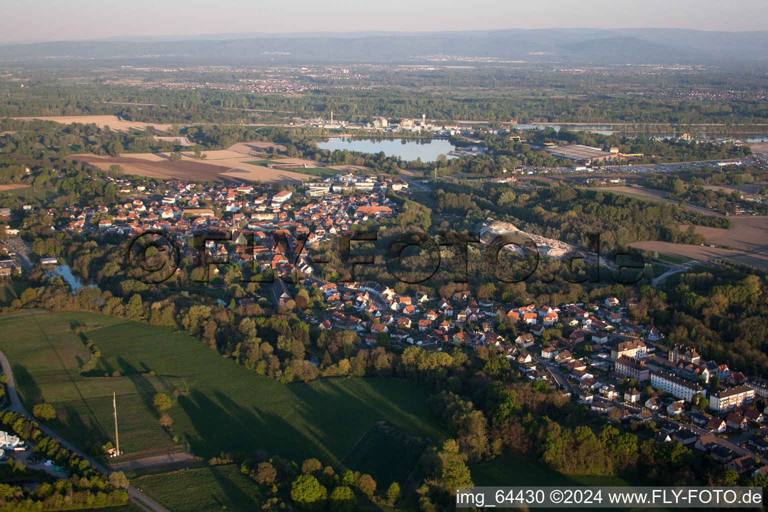 Lauterbourg im Bundesland Bas-Rhin, Frankreich aus der Luft