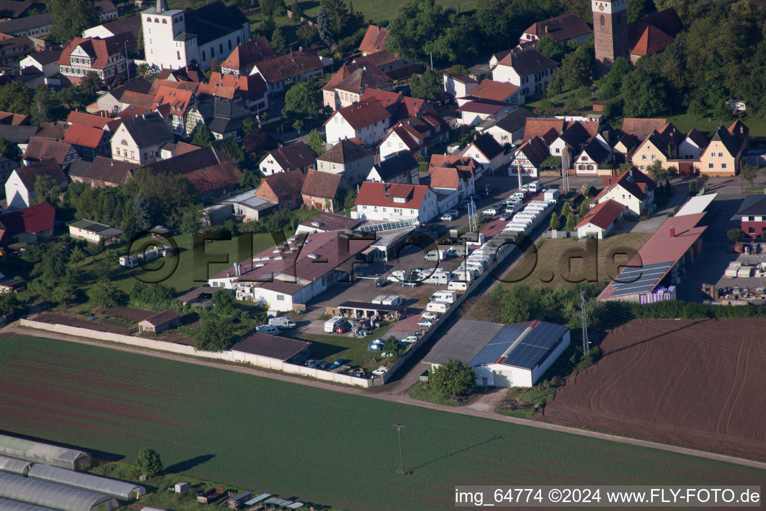 Autohaus Frey in Minfeld im Bundesland Rheinland-Pfalz, Deutschland von oben