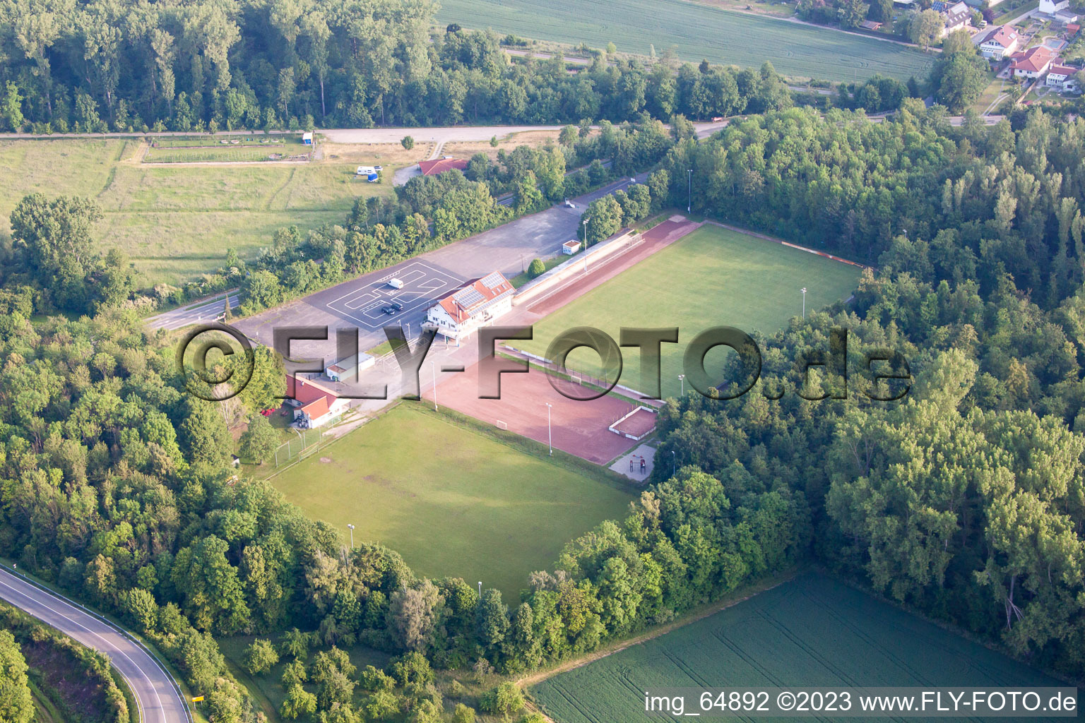 Luftaufnahme von Spielplatz VFR im Ortsteil Rheinsheim in Philippsburg im Bundesland Baden-Württemberg, Deutschland