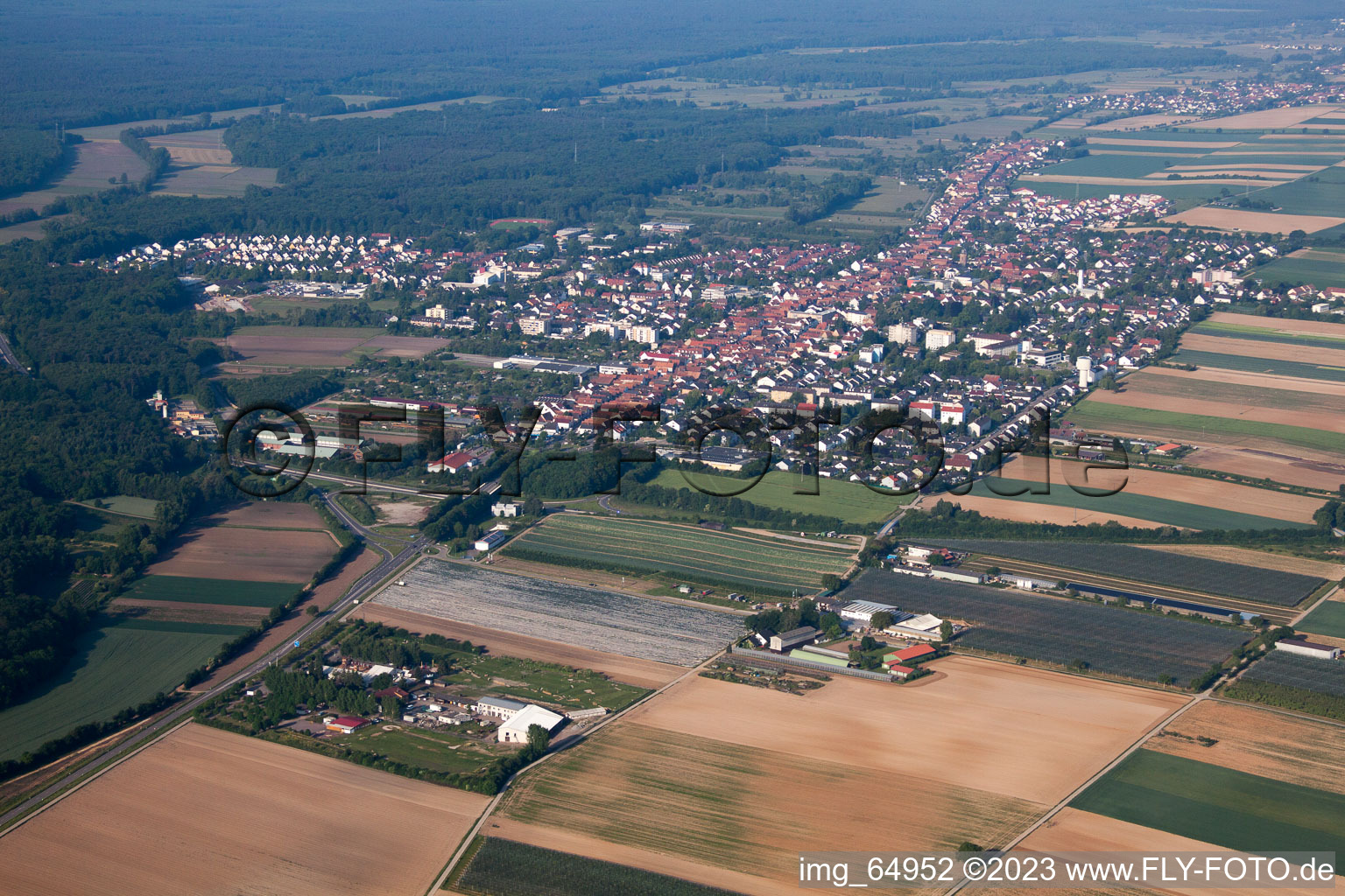 Kandel von Osten im Bundesland Rheinland-Pfalz, Deutschland aus der Luft