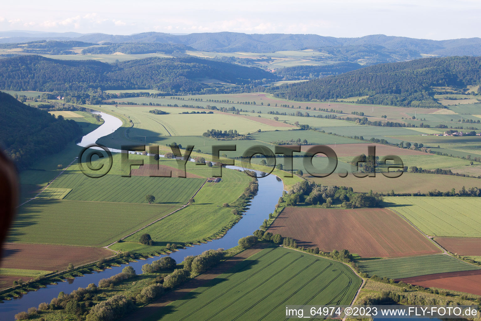 Holzminden, Weser nach N im Bundesland Niedersachsen, Deutschland