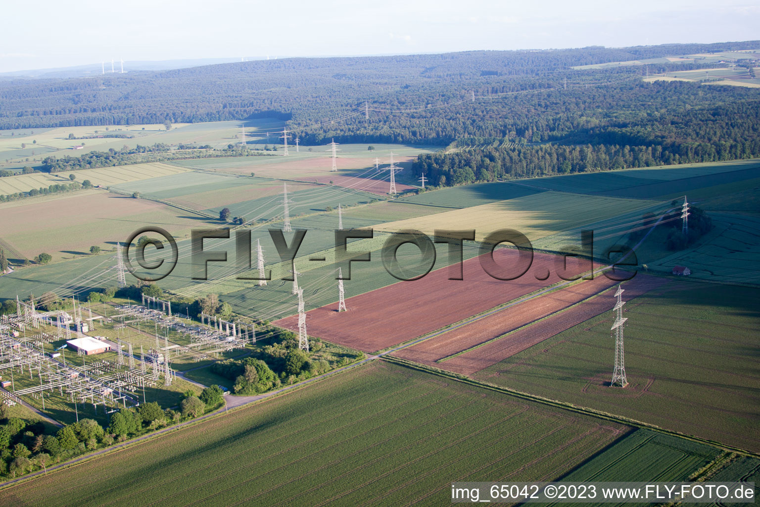 Drohnenaufname von Grohnde, AKW im Bundesland Niedersachsen, Deutschland